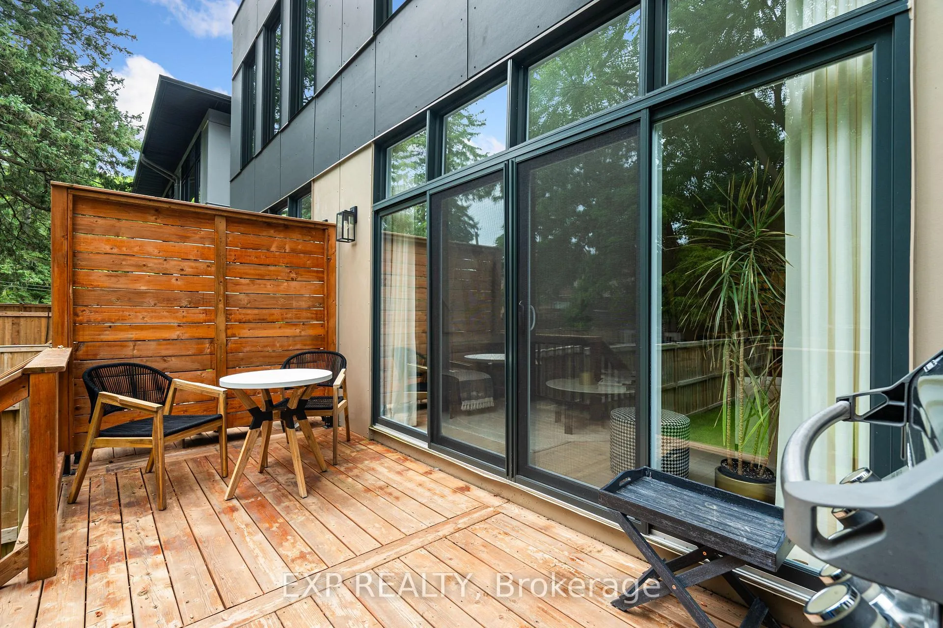 Photo 36 of Unit A, 527 Broadhead Avenue, Ottawa, Westboro/Hampton Park — HOMEH
