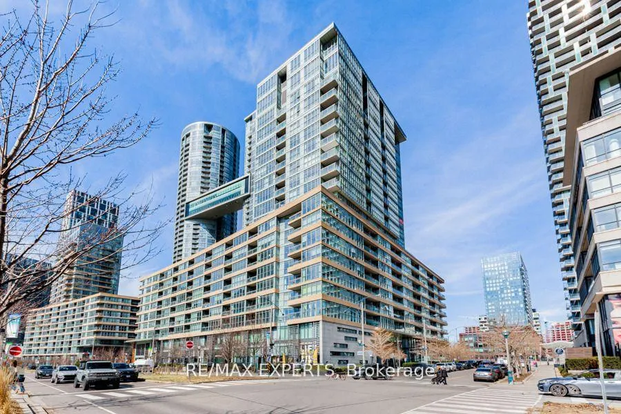 Front of Unit 226, 10 Capreol Court