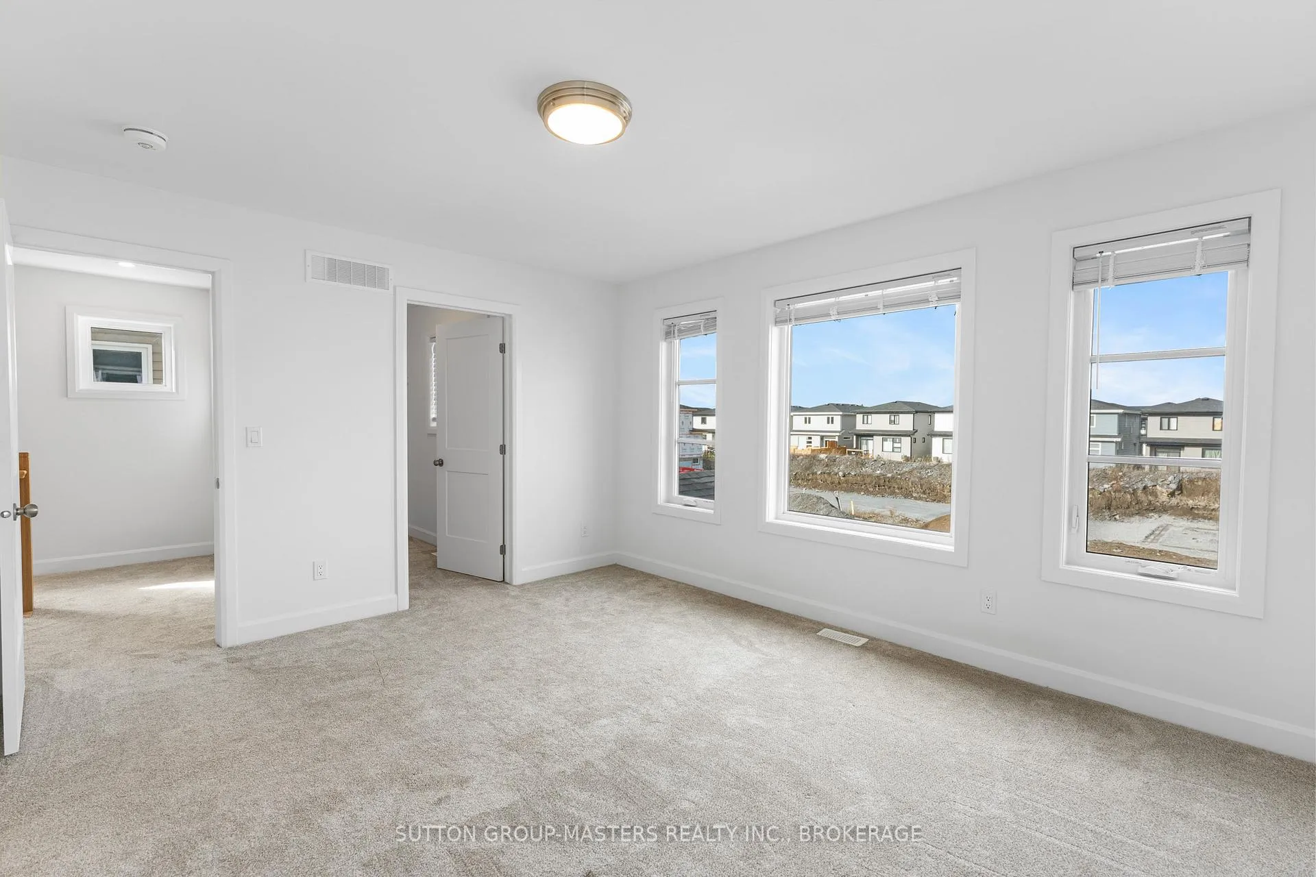 Photo 18 of 229 Superior Drive, Loyalist, Amherstview — HOMEH