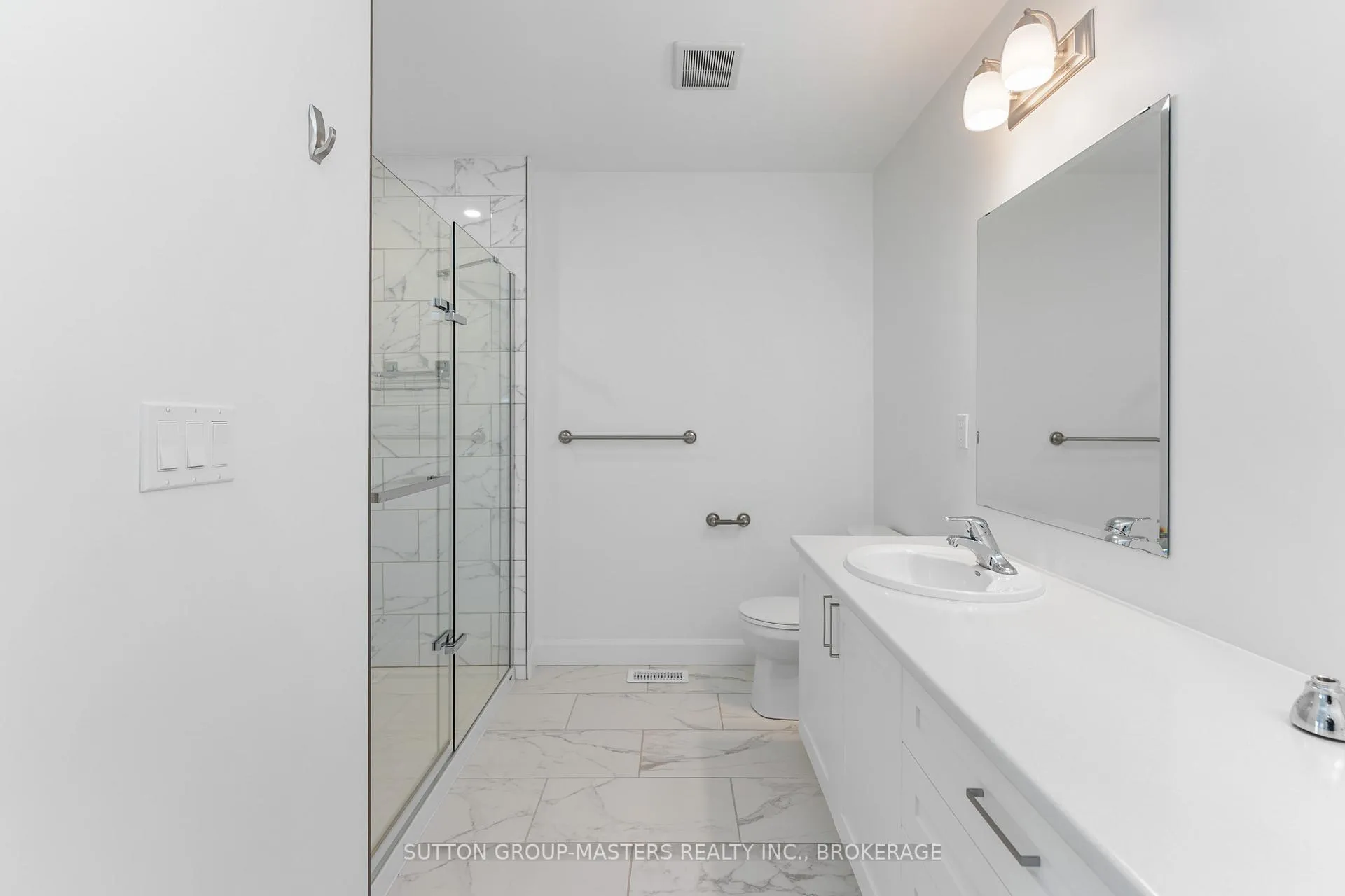 Photo 21 of 229 Superior Drive, Loyalist, Amherstview — HOMEH