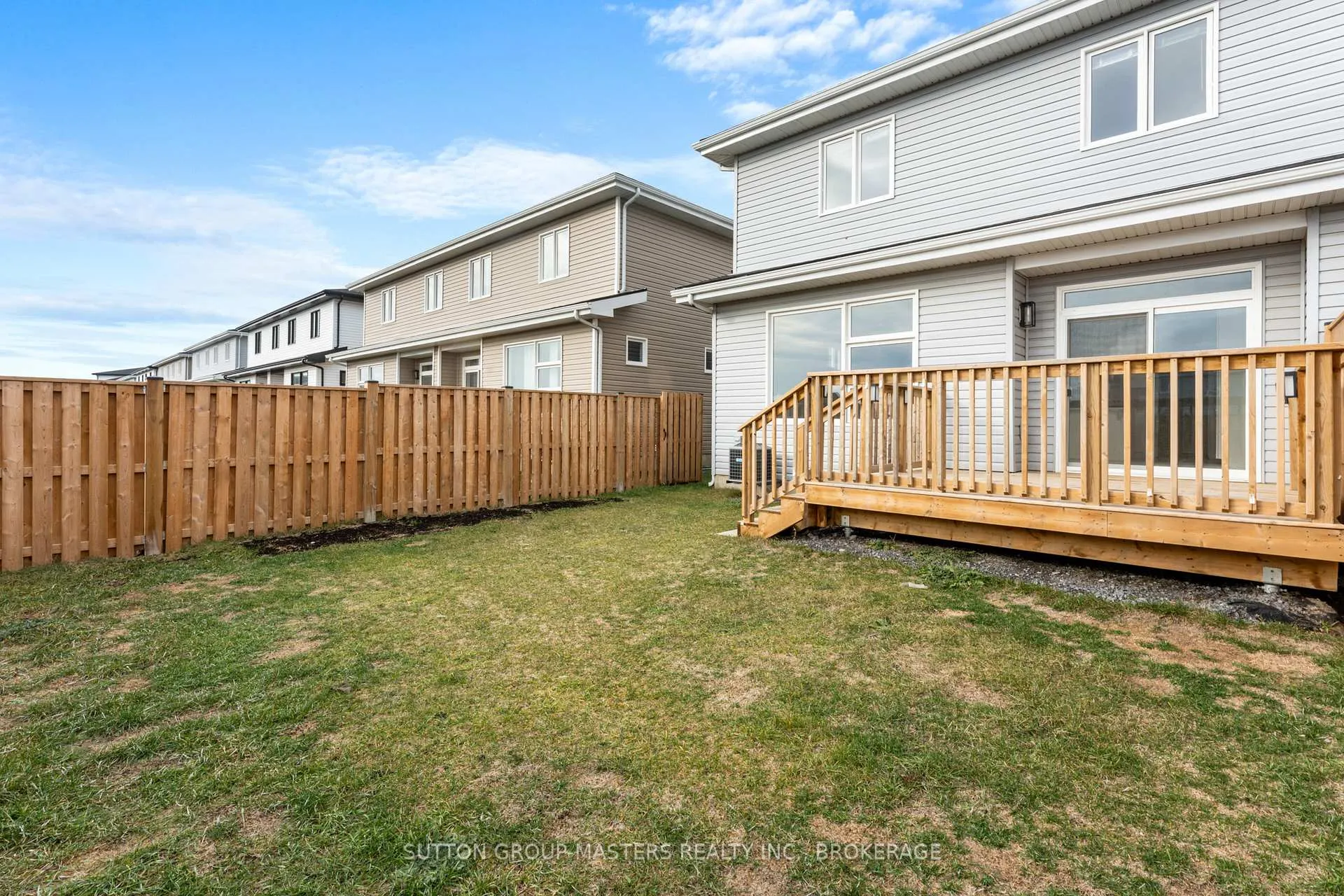 Photo 34 of 229 Superior Drive, Loyalist, Amherstview — HOMEH