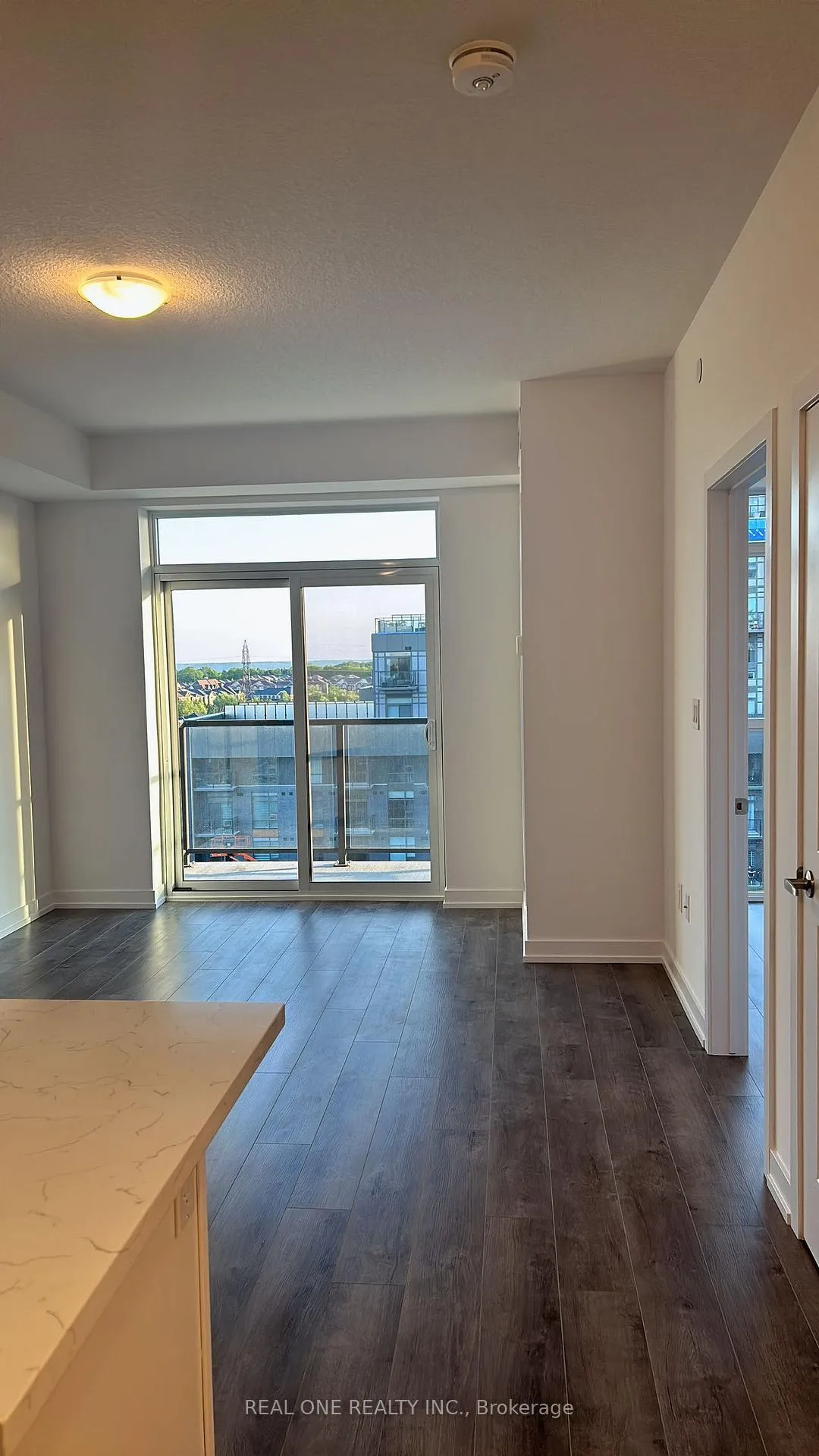Photo 11 of Unit 614, 470 Dundas Street E, Hamilton, Waterdown — HOMEH