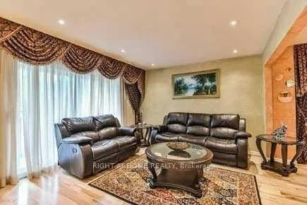 Photo 4 of 459 Archdekin Drive, Brampton, Madoc — HOMEH