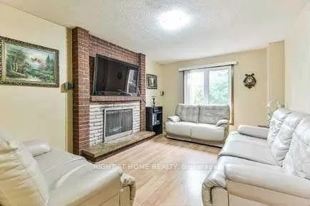 Photo 8 of 459 Archdekin Drive, Brampton, Madoc — HOMEH