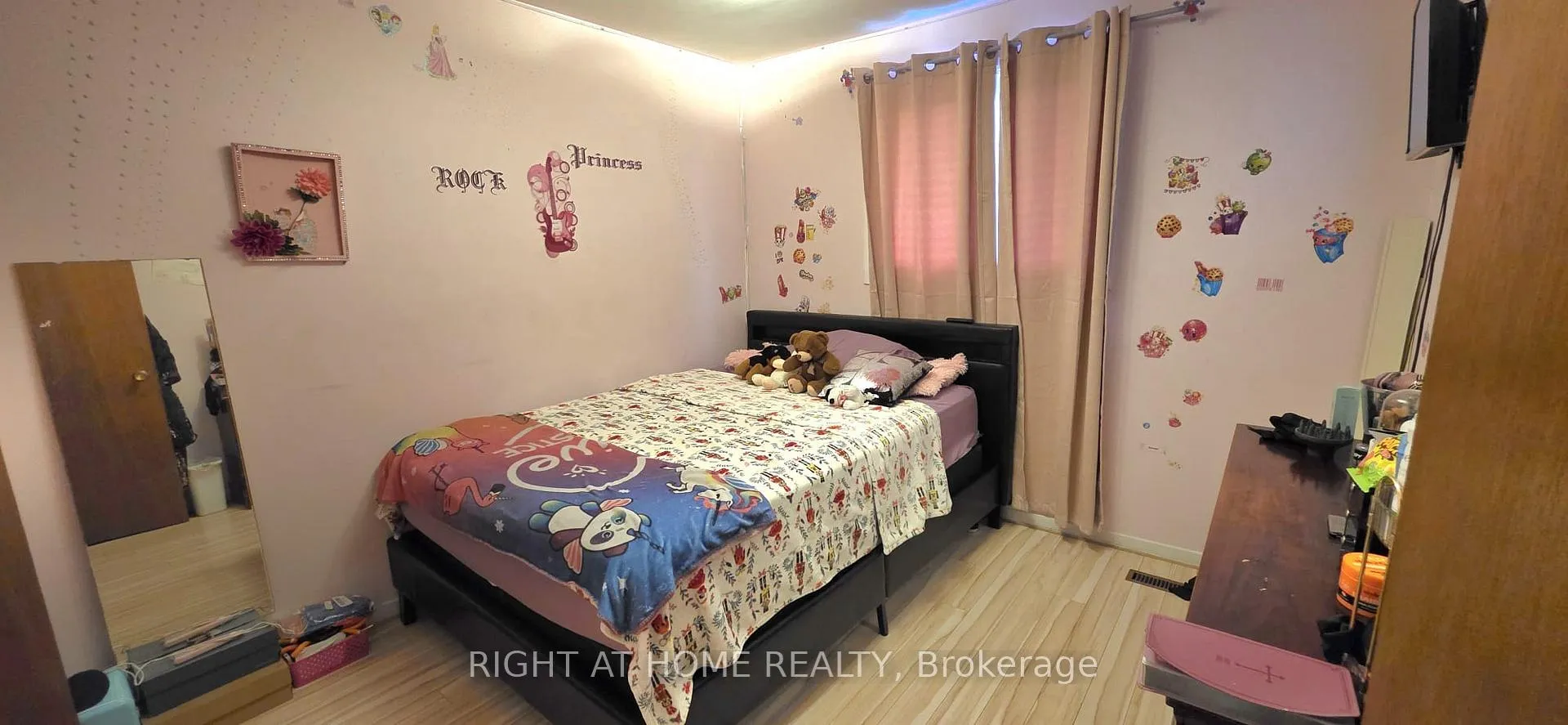 Photo 16 of 459 Archdekin Drive, Brampton, Madoc — HOMEH