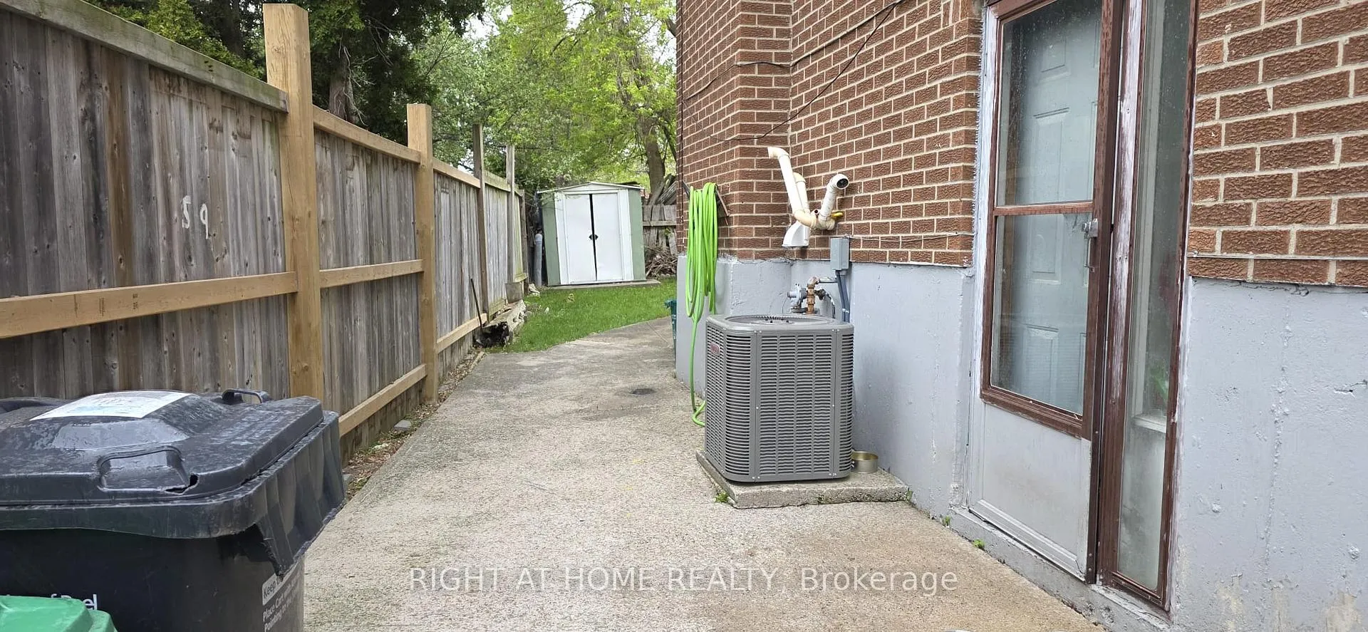 Photo 24 of 459 Archdekin Drive, Brampton, Madoc — HOMEH