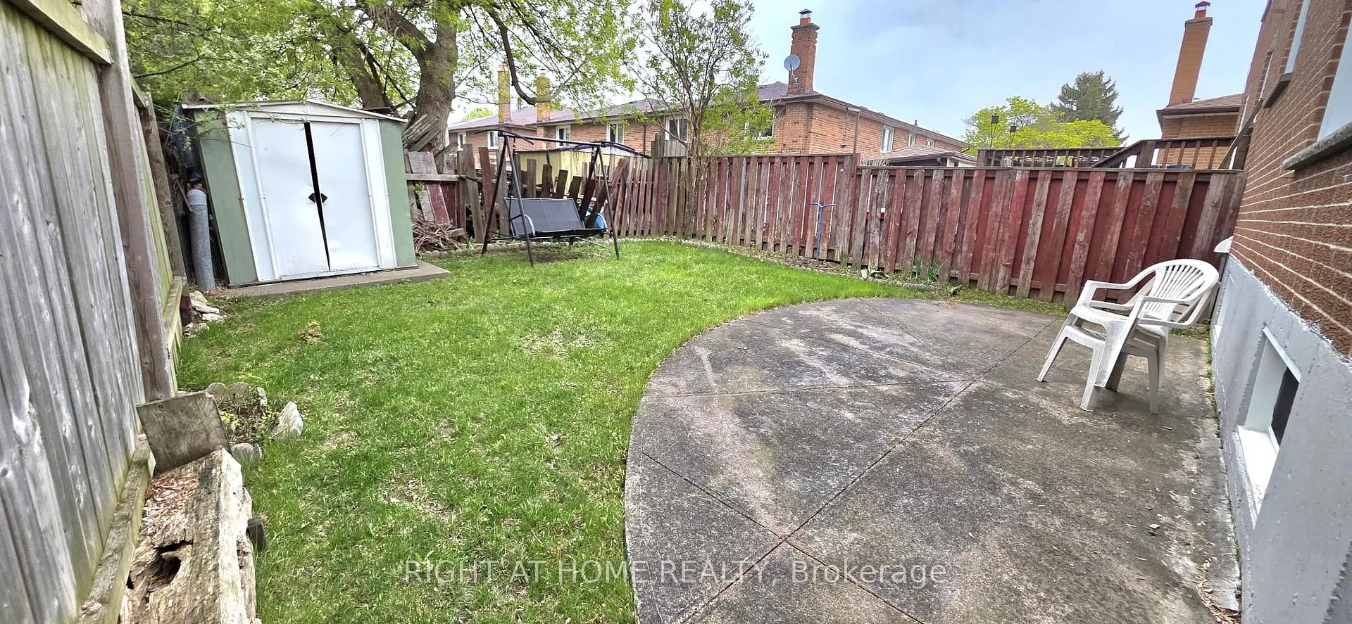 Photo 25 of 459 Archdekin Drive, Brampton, Madoc — HOMEH