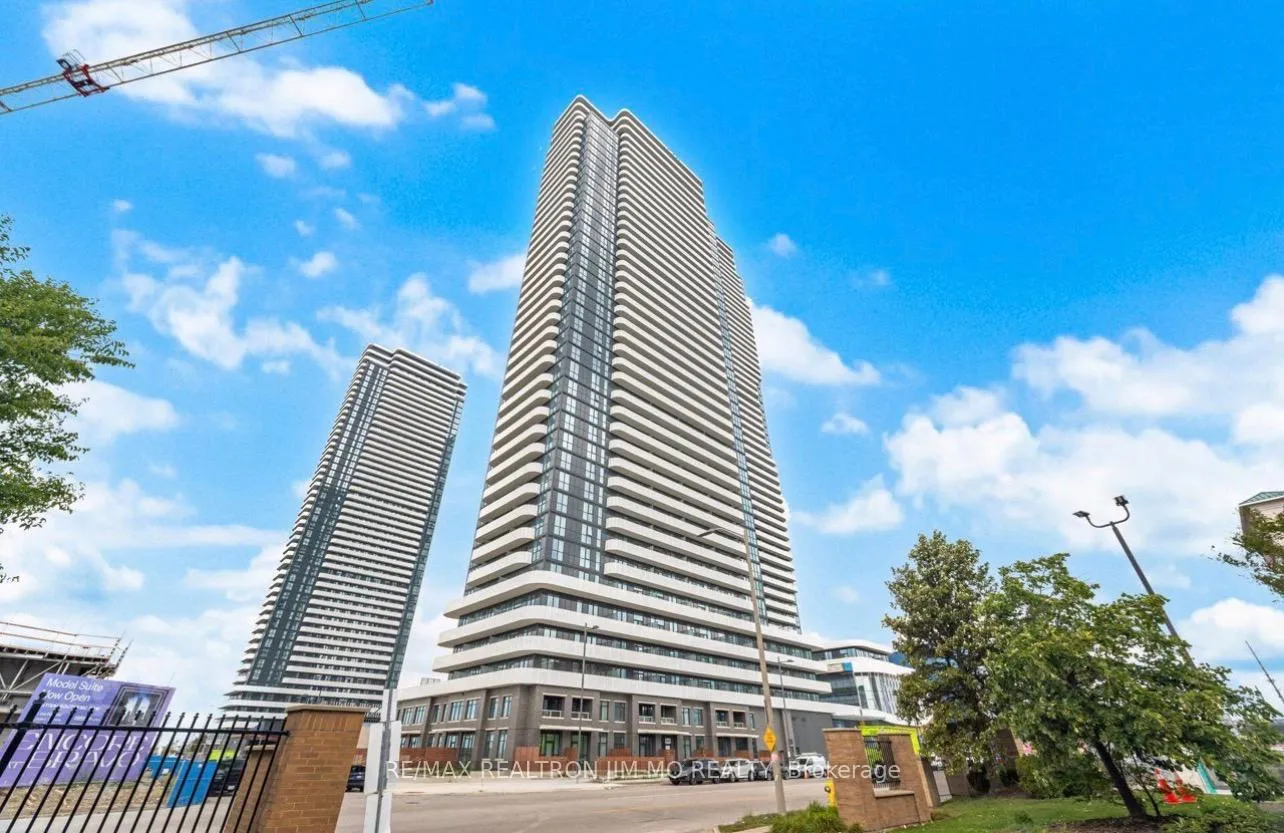 Photo 1 of Unit 4016, 28 Interchange Way, Vaughan, Vaughan Corporate Centre — HOMEH