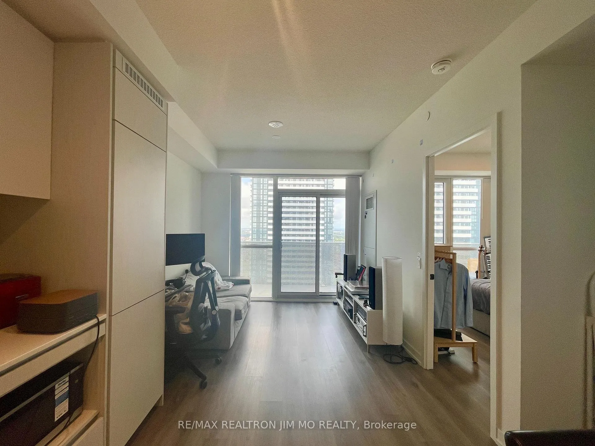 Photo 5 of Unit 4016, 28 Interchange Way, Vaughan, Vaughan Corporate Centre — HOMEH