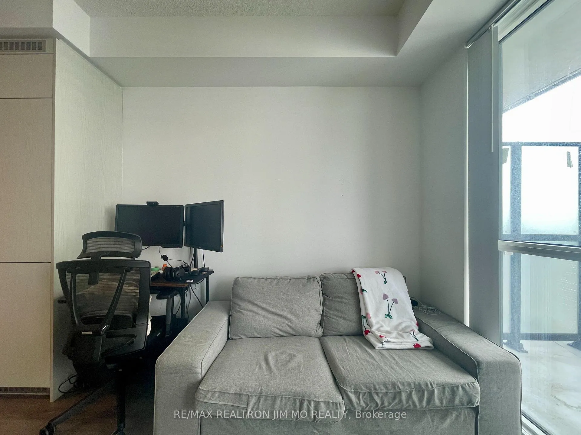 Photo 8 of Unit 4016, 28 Interchange Way, Vaughan, Vaughan Corporate Centre — HOMEH