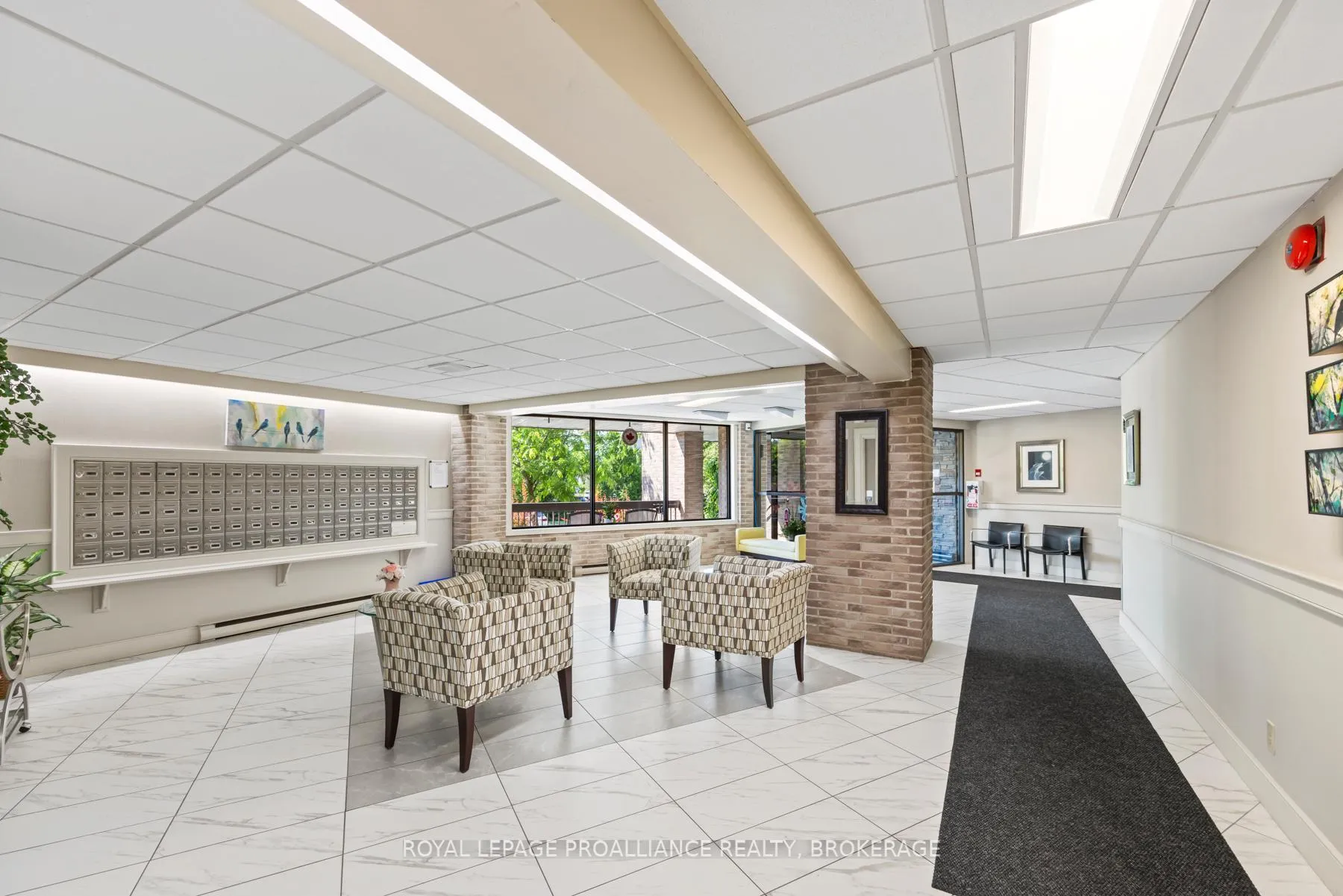Photo 2 of Unit 207, 334 Queen Mary Road, Kingston, West of Sir John A. Blvd — HOMEH