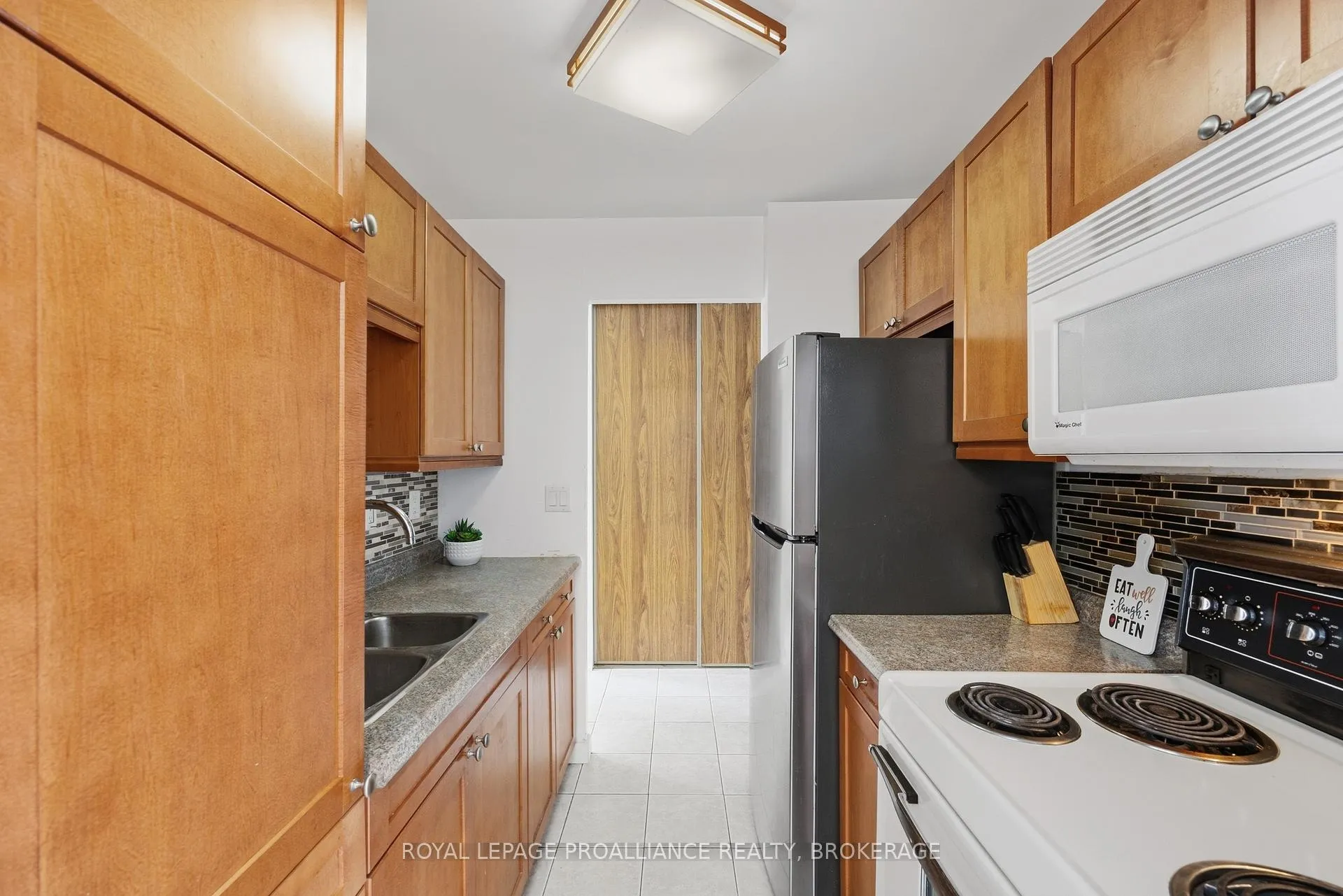 Photo 12 of Unit 207, 334 Queen Mary Road, Kingston, West of Sir John A. Blvd — HOMEH
