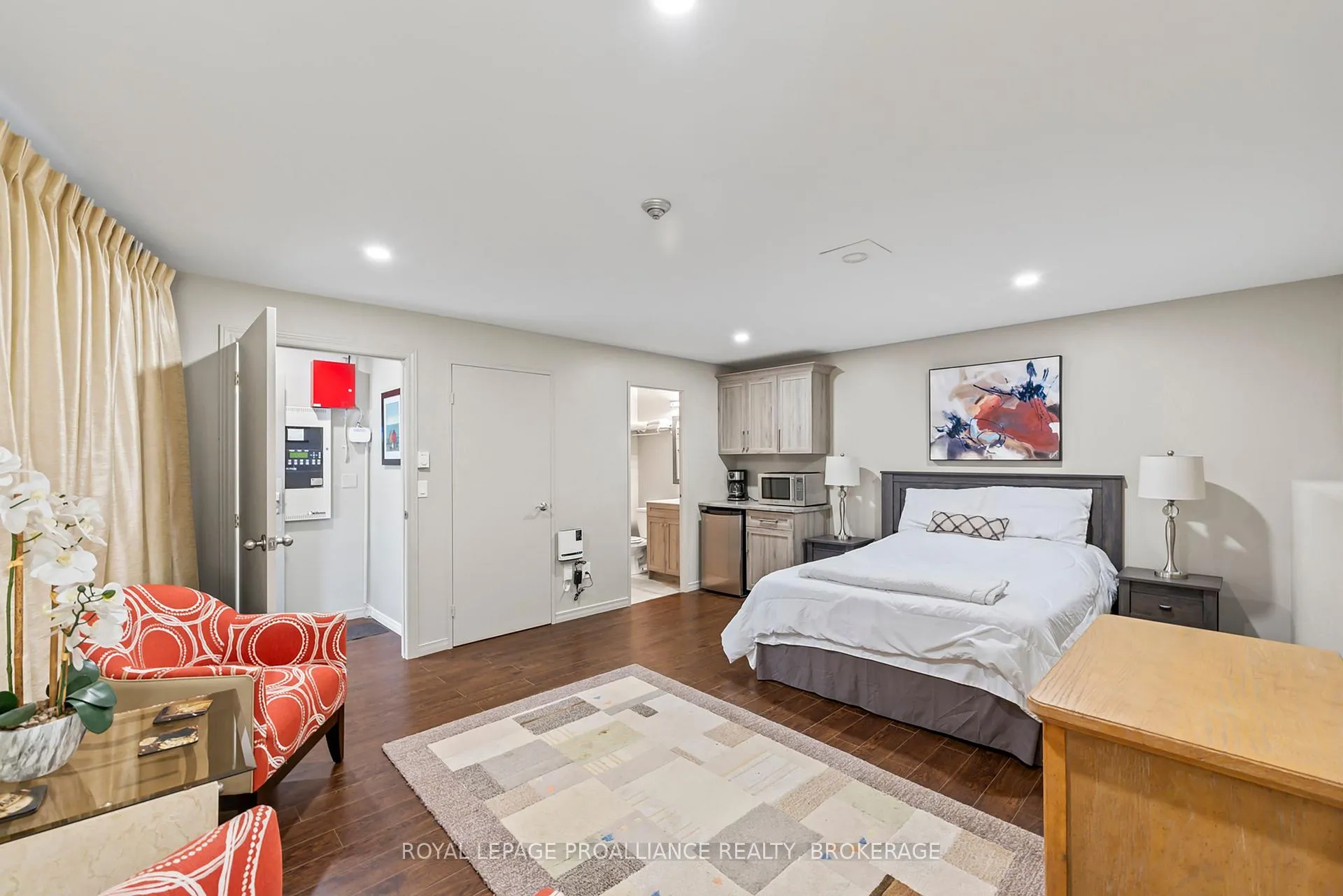 Photo 23 of Unit 207, 334 Queen Mary Road, Kingston, West of Sir John A. Blvd — HOMEH