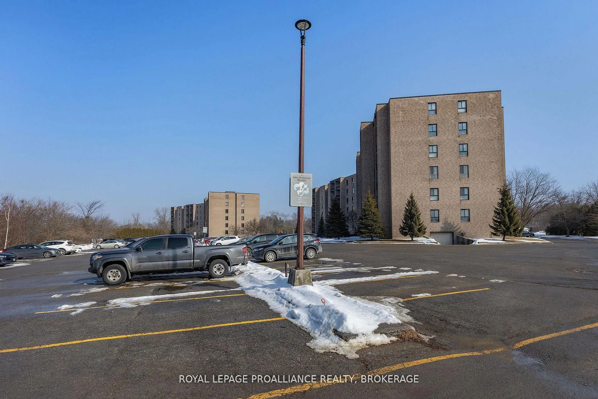 Photo 29 of Unit 207, 334 Queen Mary Road, Kingston, West of Sir John A. Blvd — HOMEH