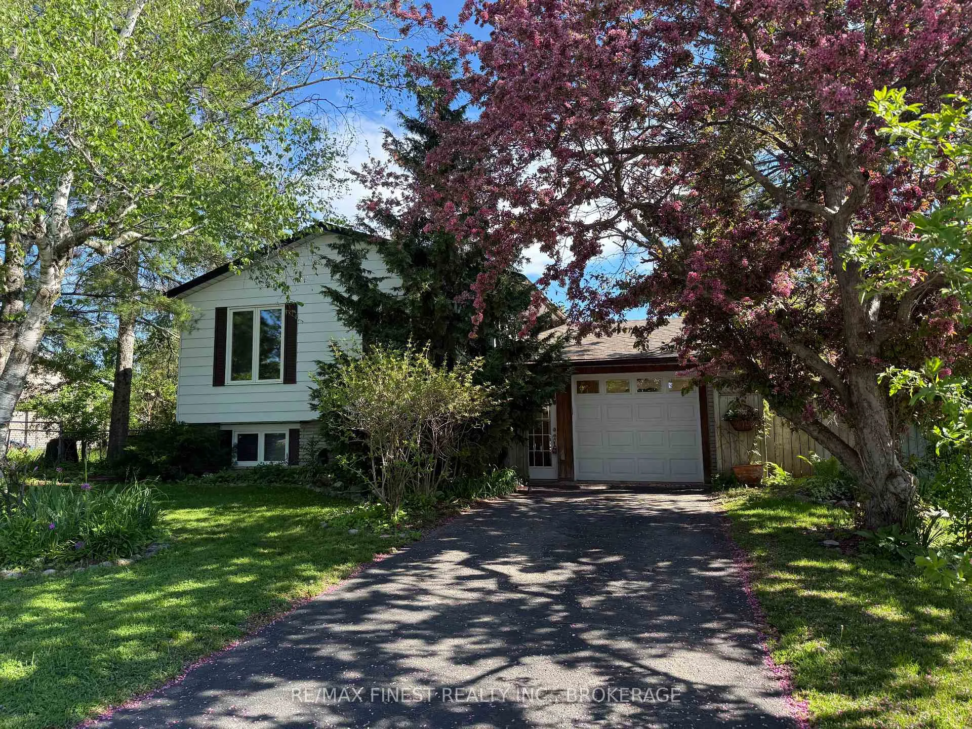 Photo 1 of 798 Danbury Road, Kingston, South of Taylor-Kidd Blvd — HOMEH