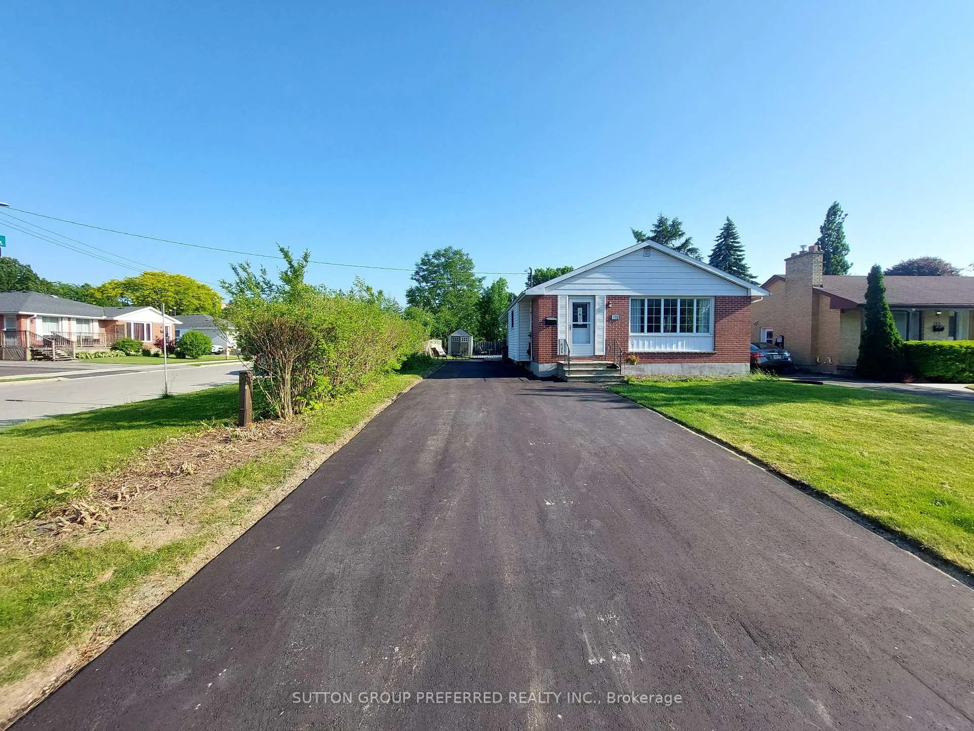 Photo 1 of 195 Myrtle Street, St. Thomas — HOMEH