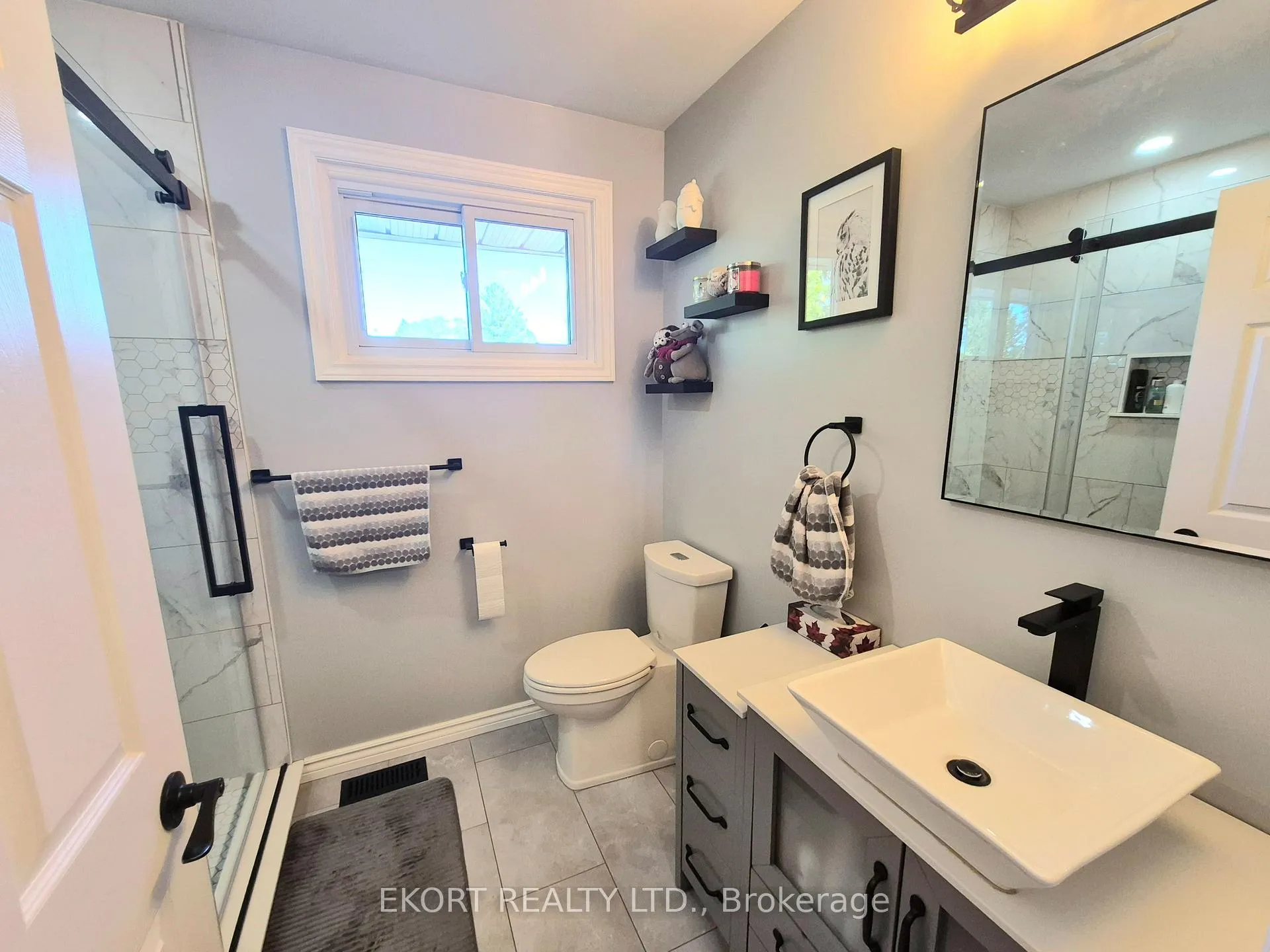 Photo 13 of 2328 Wallbridge-Loy Rd, Quinte West, Sidney Ward — HOMEH