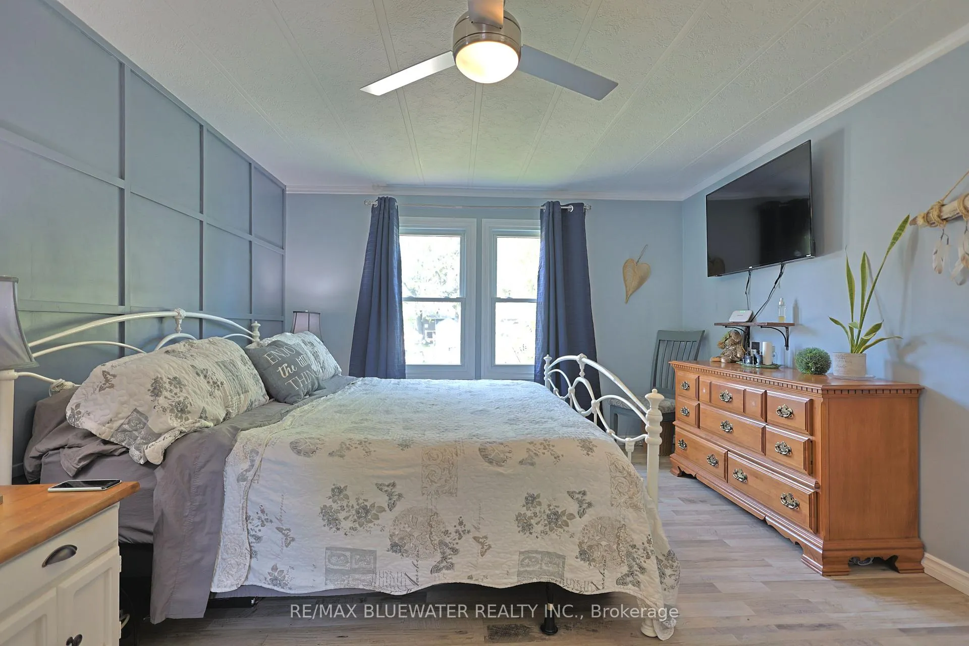Photo 2 of 114 Pebble Beach Parkway, South Huron, Stephen — HOMEH