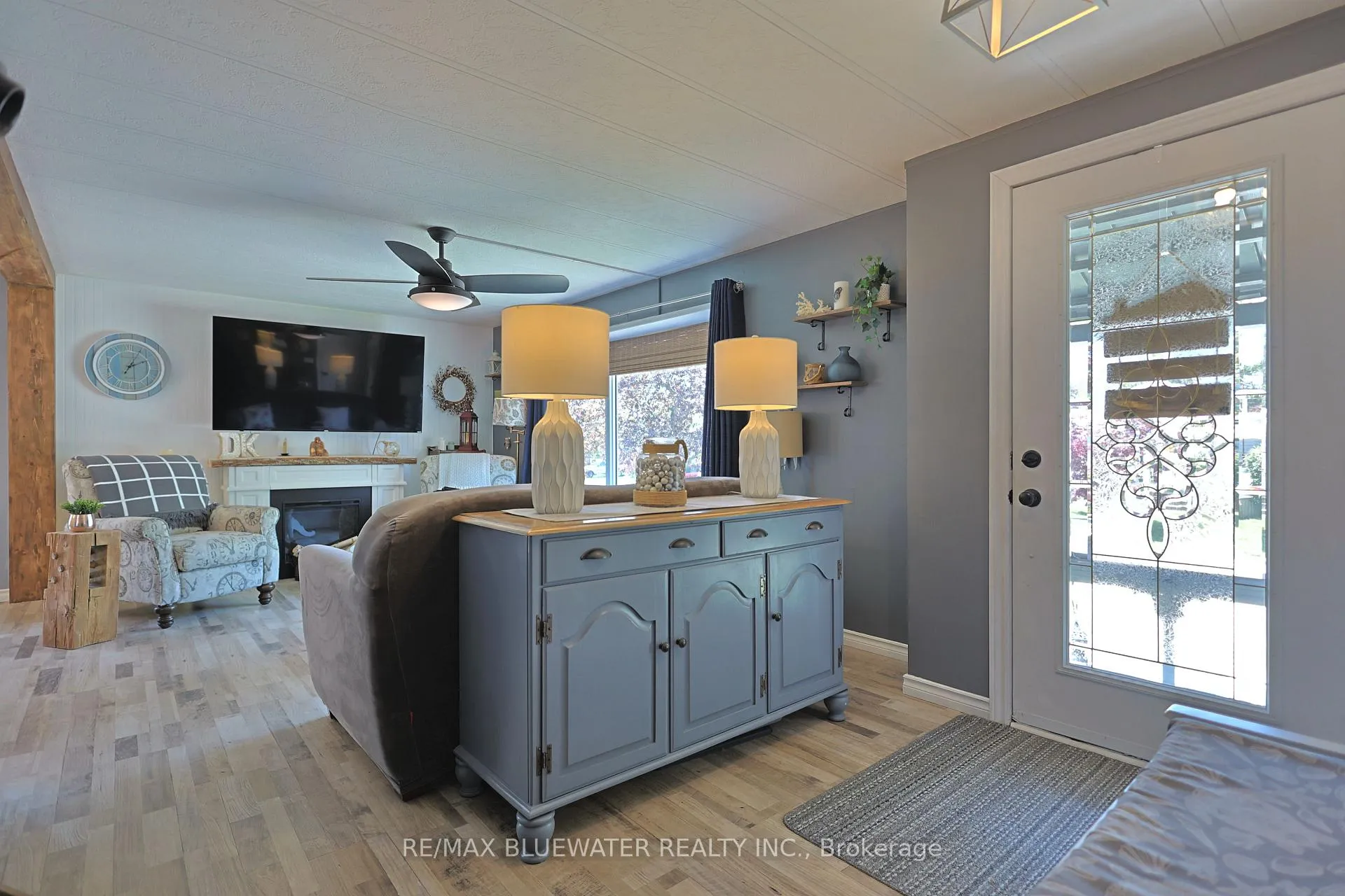 Photo 9 of 114 Pebble Beach Parkway, South Huron, Stephen — HOMEH
