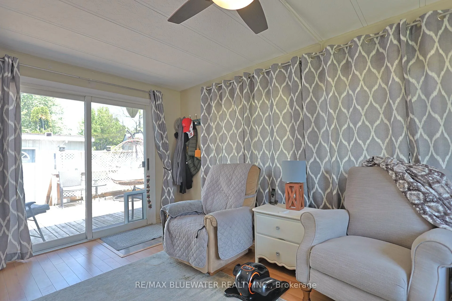 Photo 21 of 114 Pebble Beach Parkway, South Huron, Stephen — HOMEH