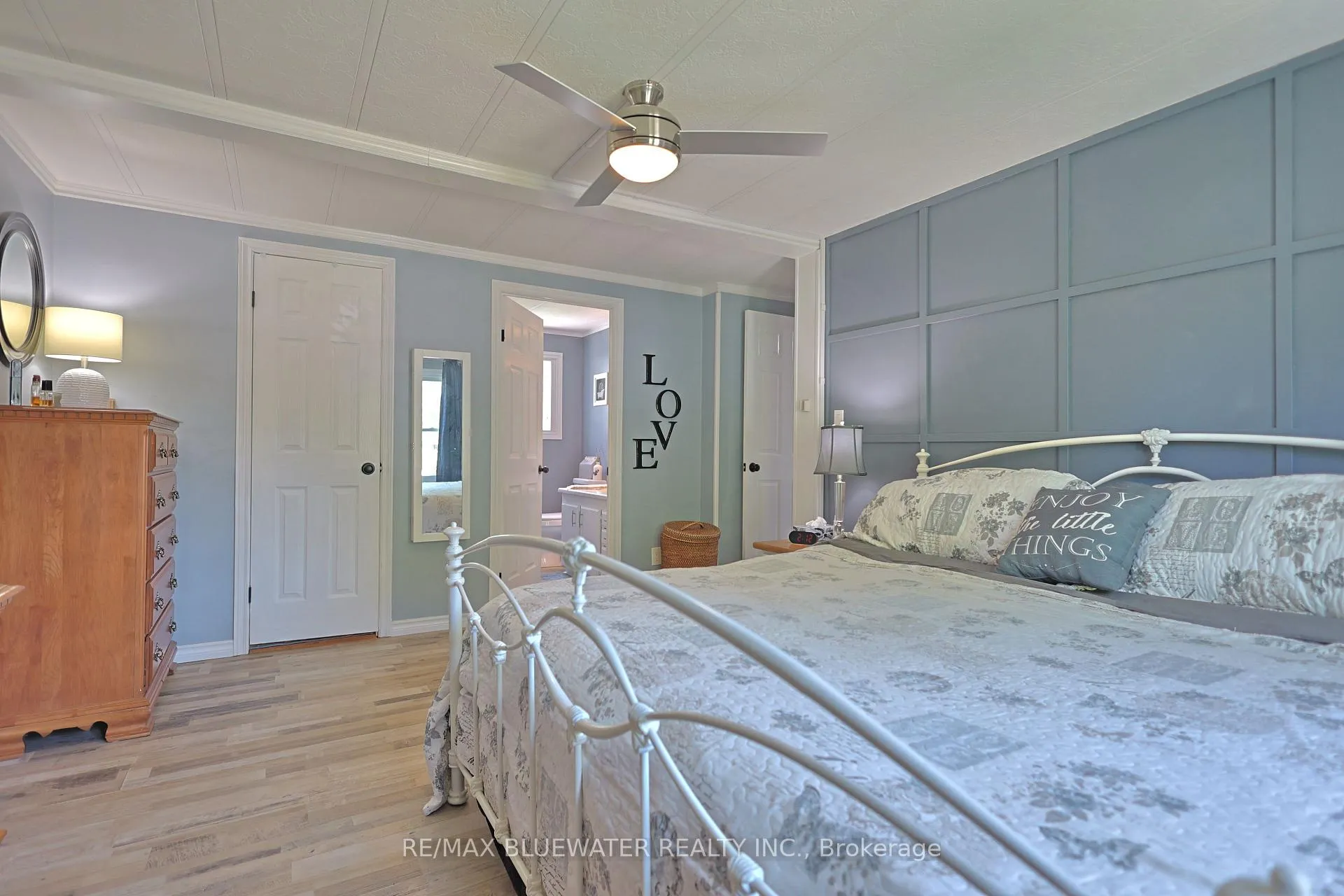 Photo 26 of 114 Pebble Beach Parkway, South Huron, Stephen — HOMEH