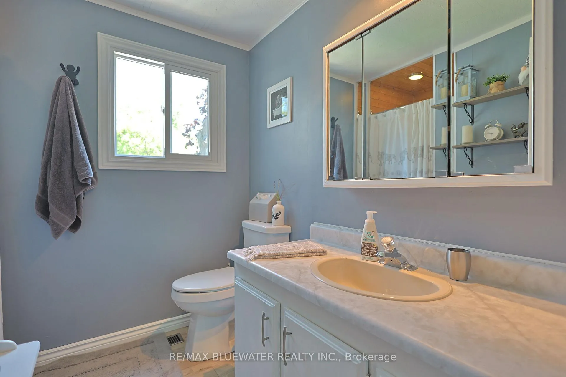 Photo 27 of 114 Pebble Beach Parkway, South Huron, Stephen — HOMEH