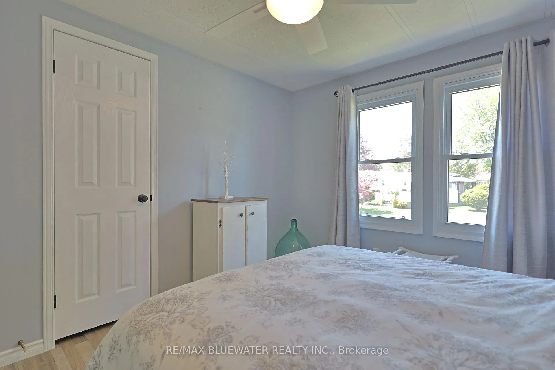 Photo 30 of 114 Pebble Beach Parkway, South Huron, Stephen — HOMEH