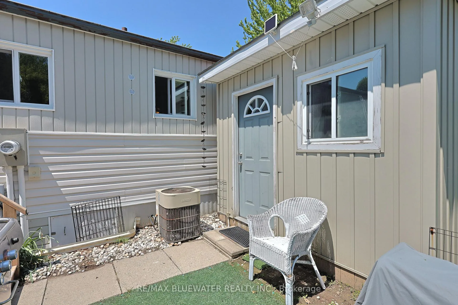 Photo 40 of 114 Pebble Beach Parkway, South Huron, Stephen — HOMEH