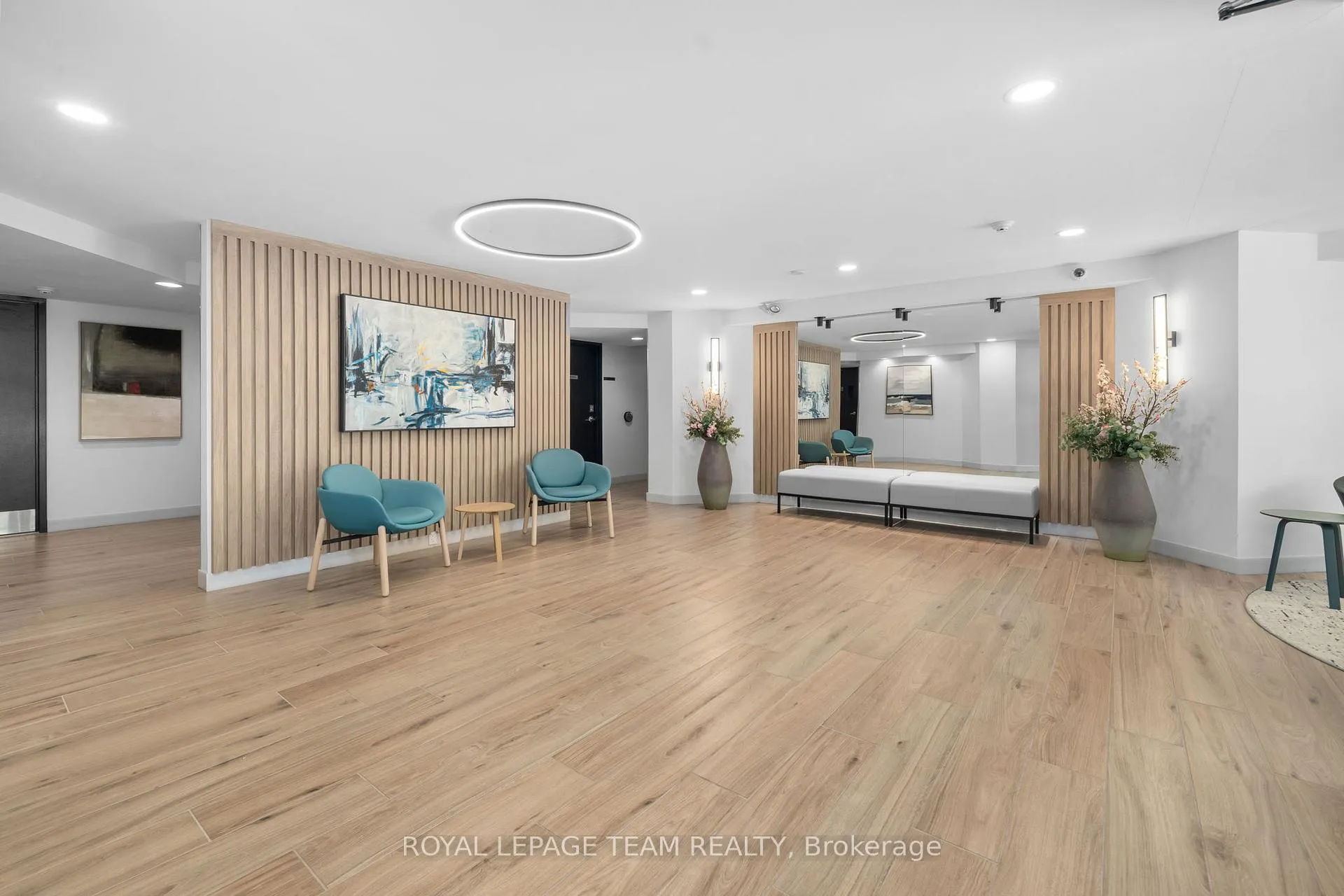 Photo 4 of Unit 301, 225 Alvin Road, Ottawa, Manor Park — HOMEH