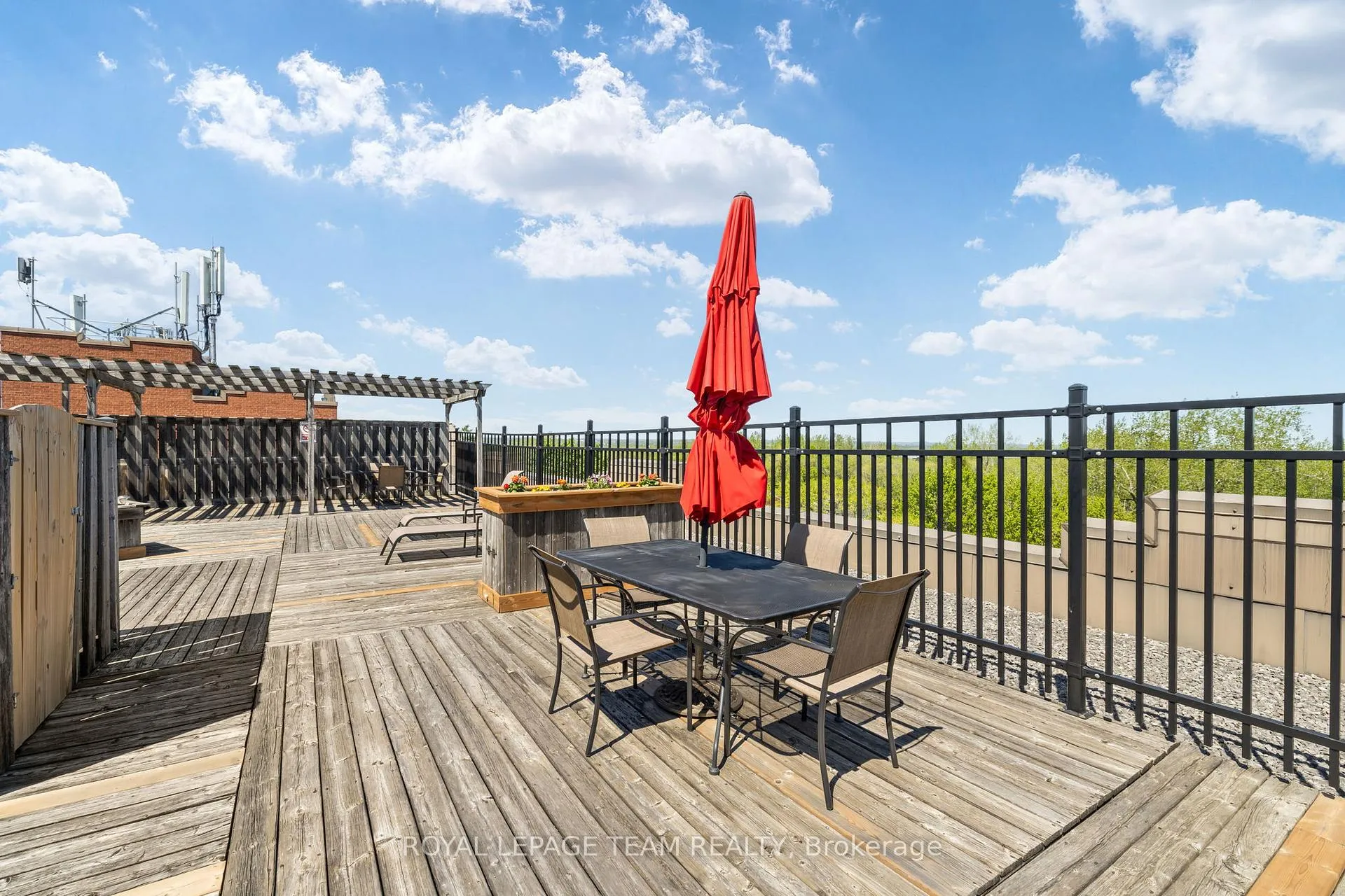 Photo 26 of Unit 301, 225 Alvin Road, Ottawa, Manor Park — HOMEH