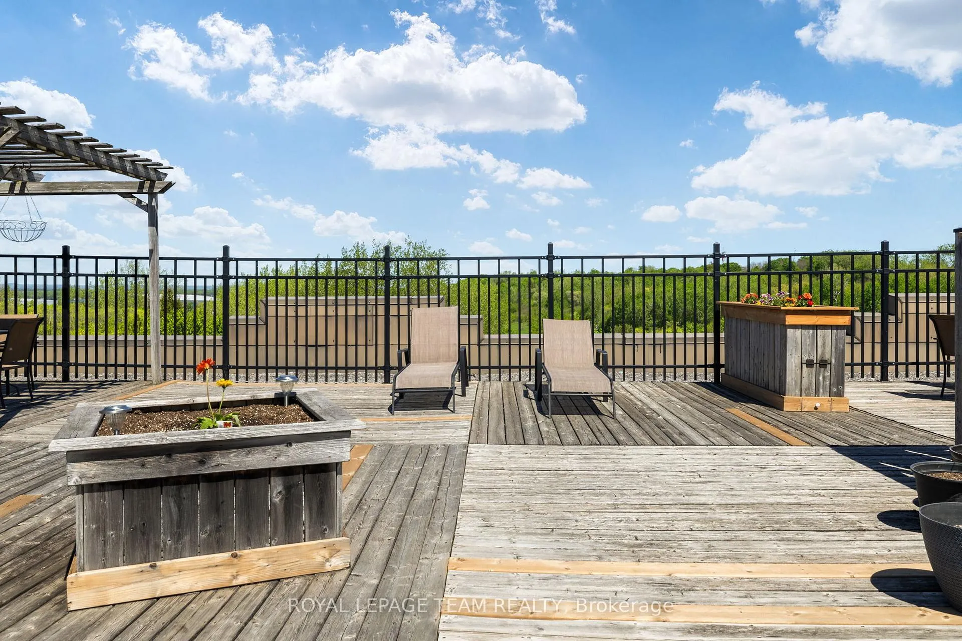 Photo 29 of Unit 301, 225 Alvin Road, Ottawa, Manor Park — HOMEH