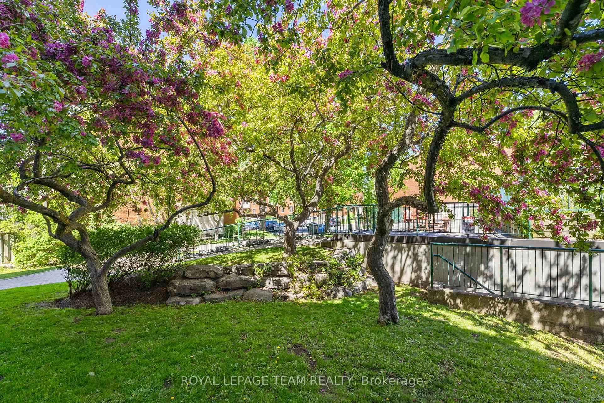Photo 30 of Unit 301, 225 Alvin Road, Ottawa, Manor Park — HOMEH