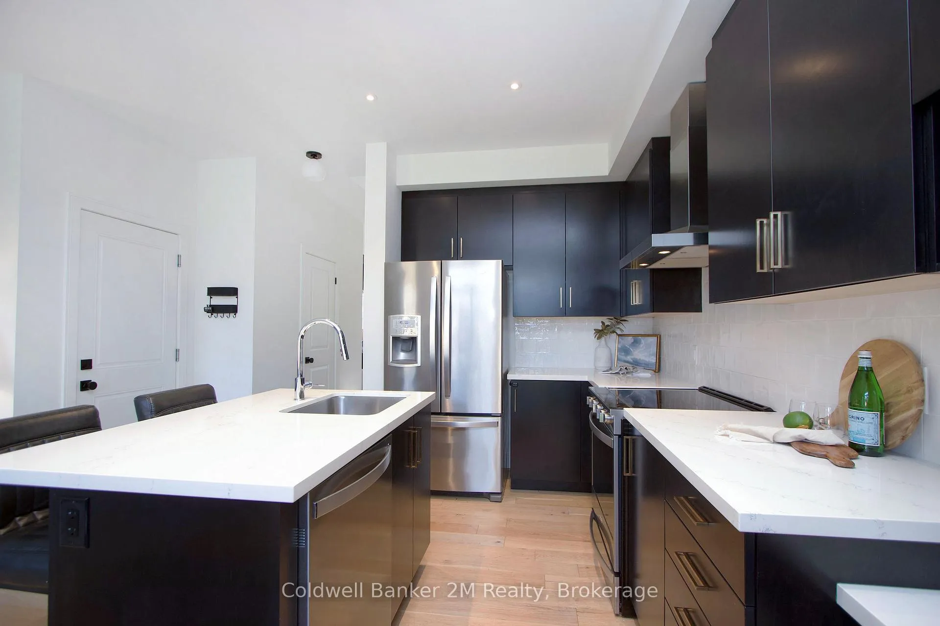Photo 14 of 236 Ronald Hooper Avenue, Clarington, Bowmanville — HOMEH