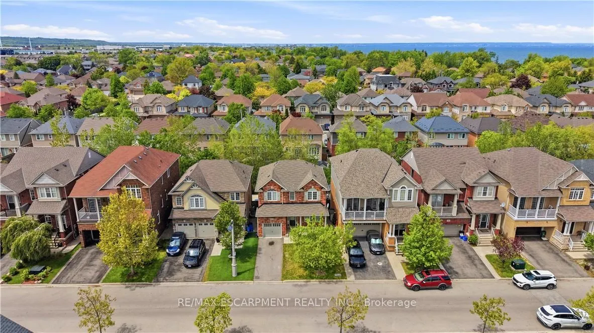 Photo 46 of 148 Montreal Circle, Hamilton, Winona Park — HOMEH