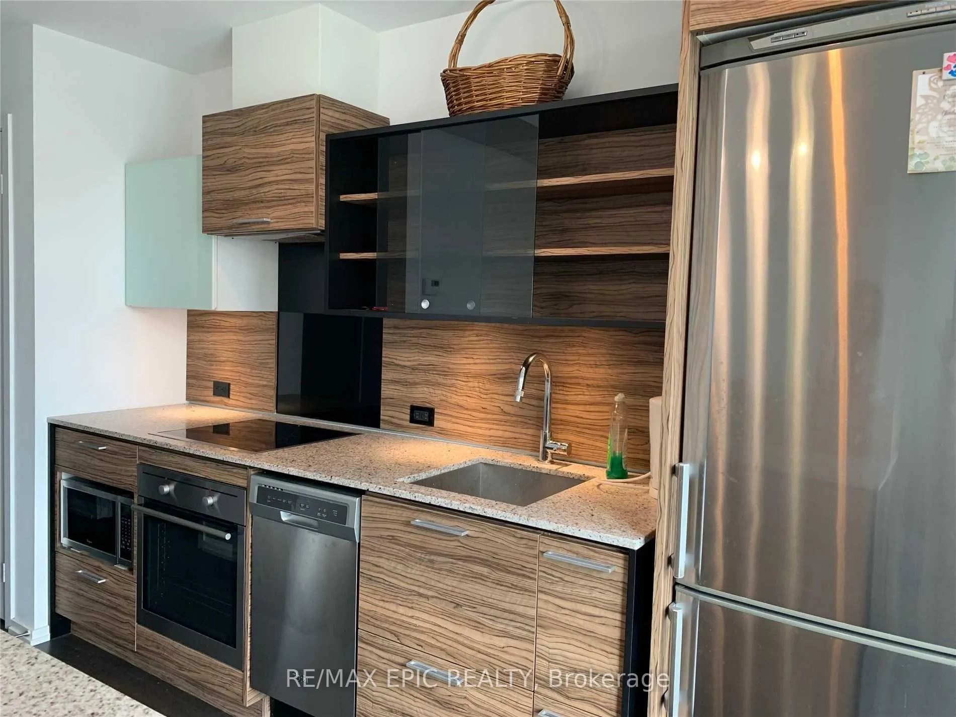 Photo 2 of Unit 1703, 75 St Nicholas Street, Toronto, Bay Street Corridor — HOMEH