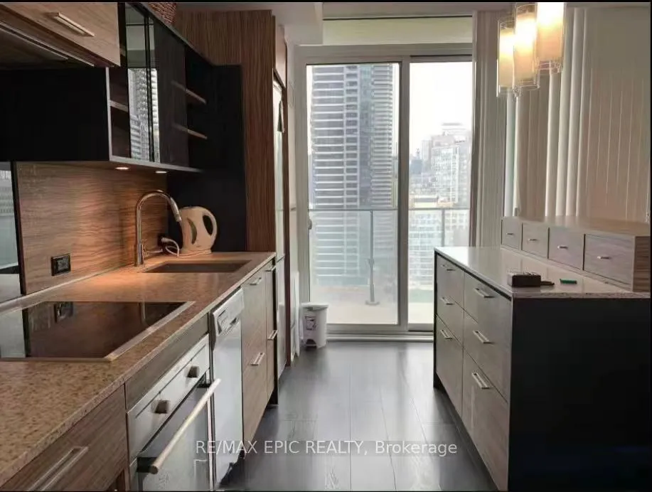 Photo 7 of Unit 1703, 75 St Nicholas Street, Toronto, Bay Street Corridor — HOMEH