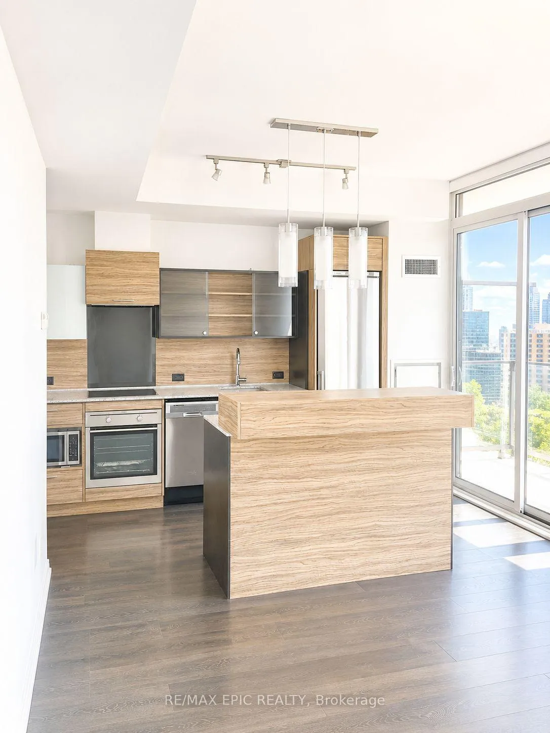 Photo 8 of Unit 1703, 75 St Nicholas Street, Toronto, Bay Street Corridor — HOMEH