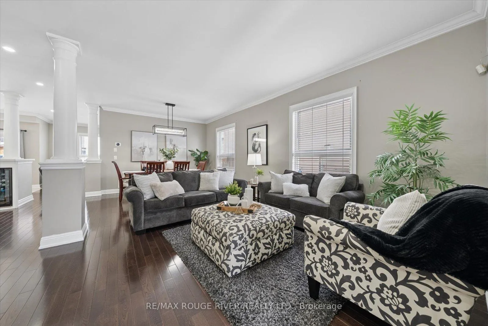 Photo 5 of 58 Bons Avenue, Clarington, Bowmanville — HOMEH