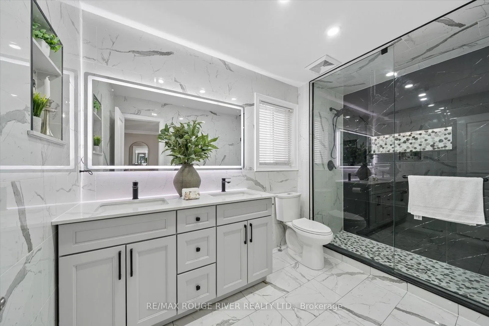 Photo 20 of 58 Bons Avenue, Clarington, Bowmanville — HOMEH
