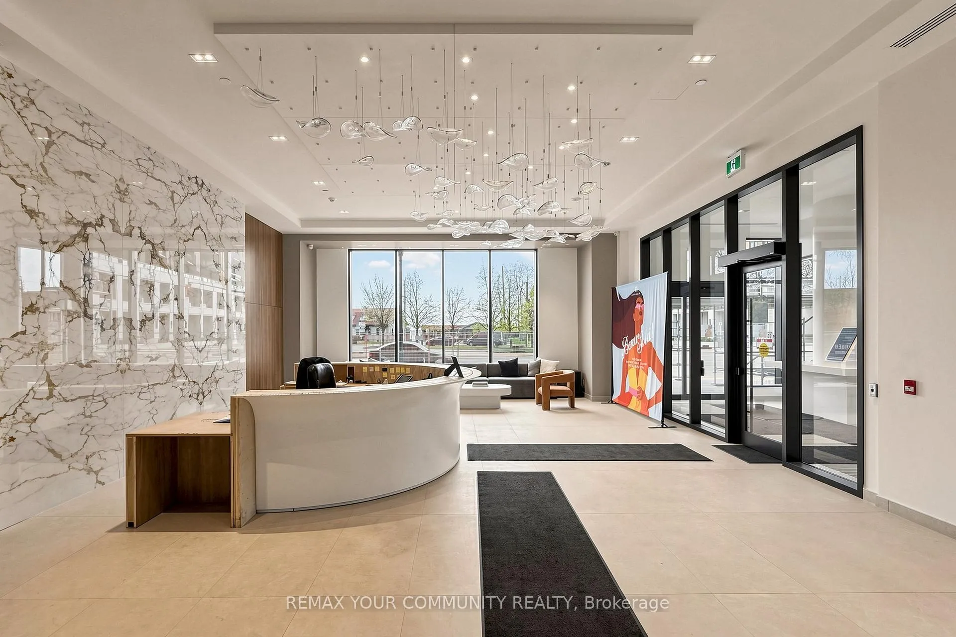 Photo 3 of Unit 1607, 2075 Lakeshore Road, Burlington, Brant — HOMEH