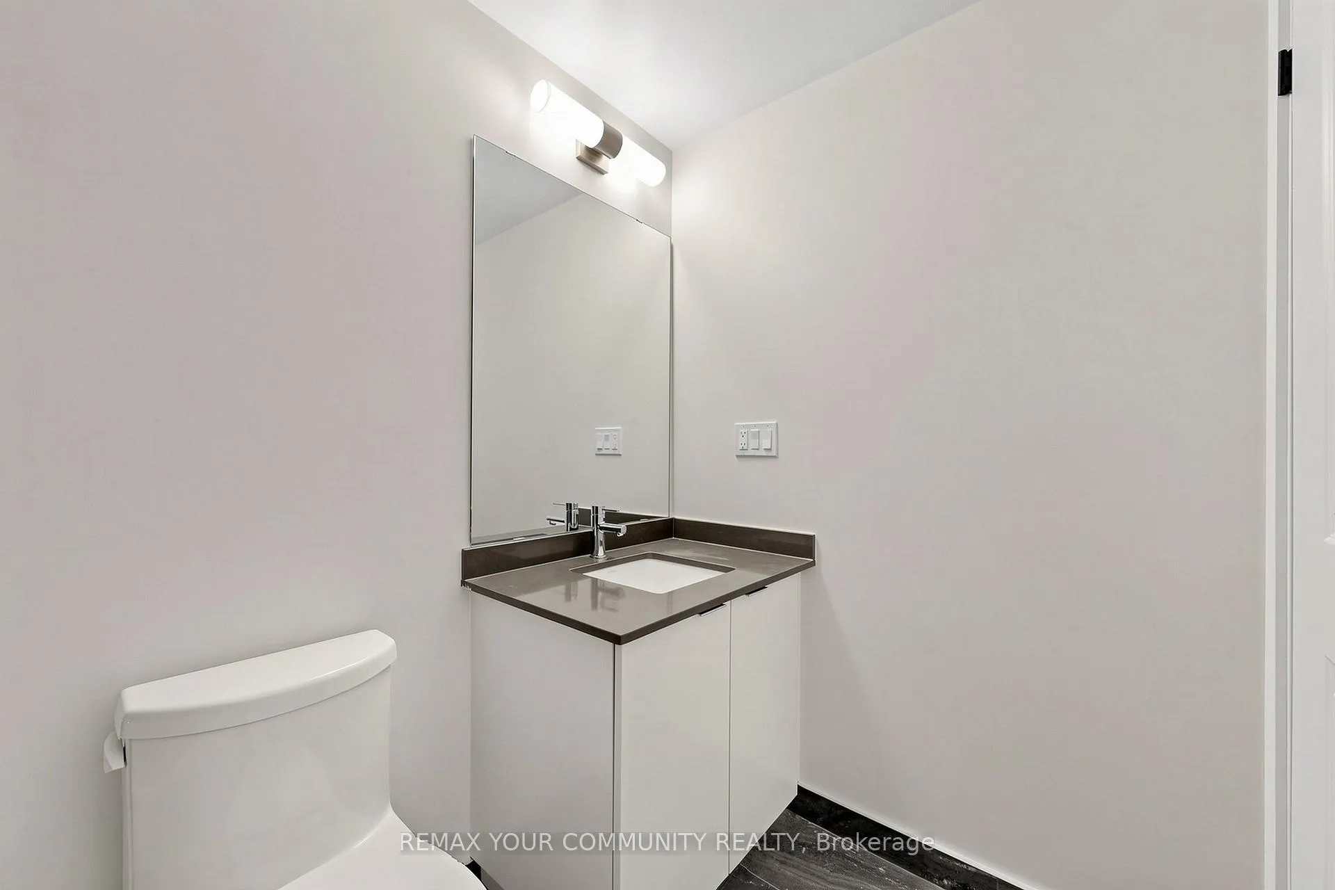 Photo 24 of Unit 1607, 2075 Lakeshore Road, Burlington, Brant — HOMEH