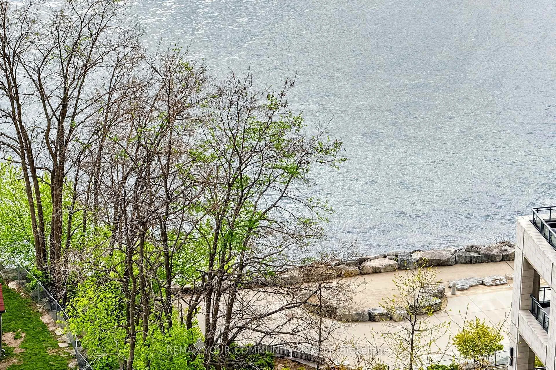 Photo 36 of Unit 1607, 2075 Lakeshore Road, Burlington, Brant — HOMEH