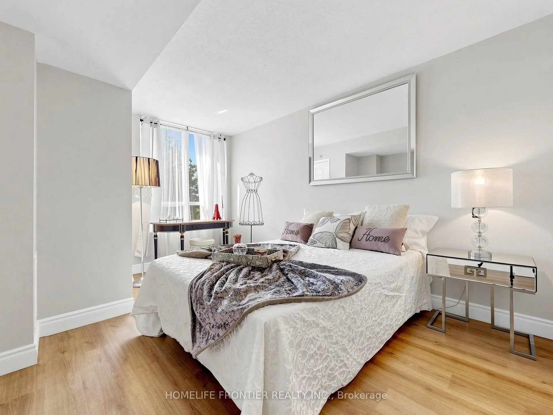 Photo 18 of Unit 310, 5 Emerald Lane, Vaughan, Crestwood-Springfarm-Yorkhill — HOMEH
