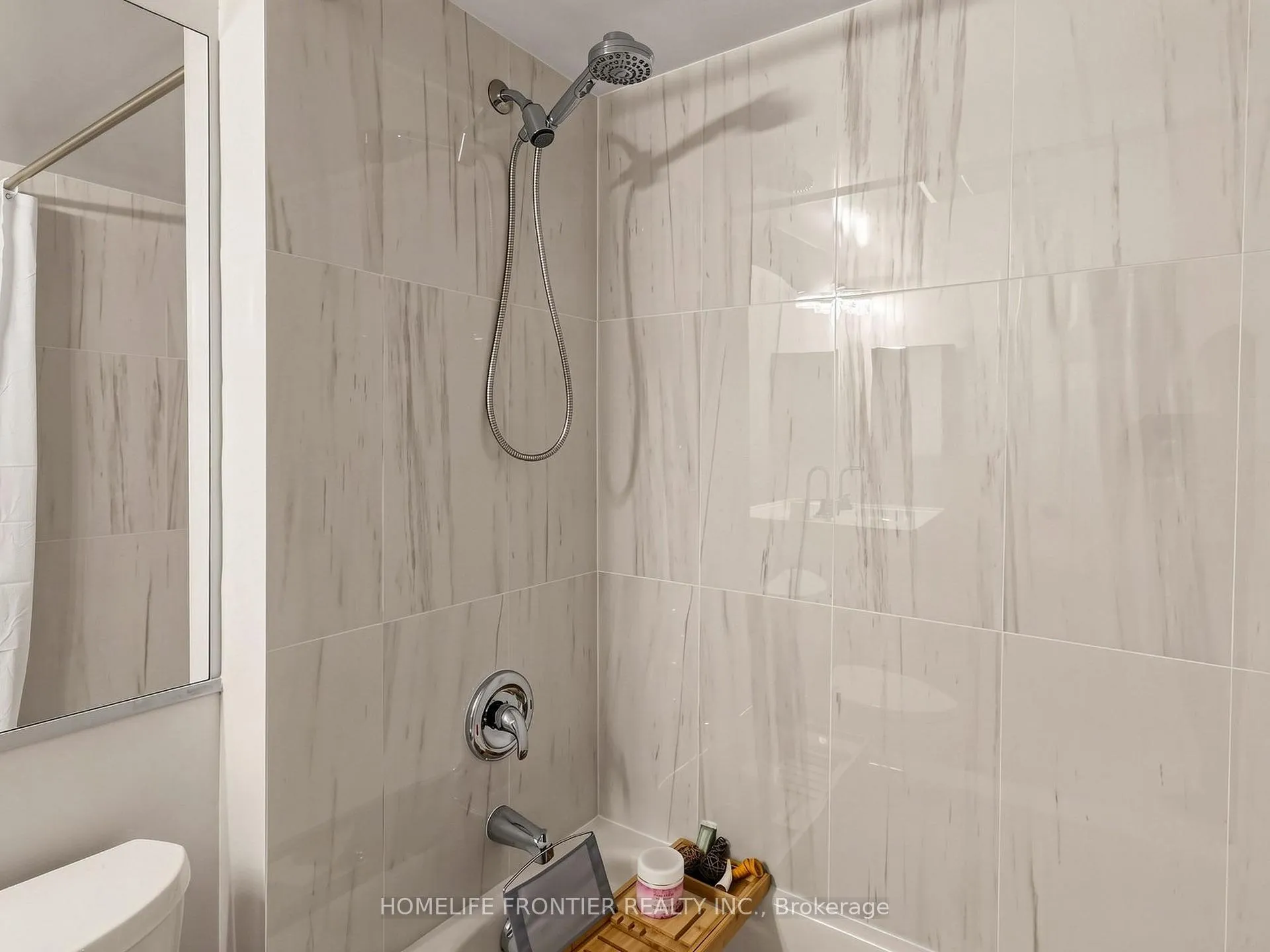 Photo 23 of Unit 310, 5 Emerald Lane, Vaughan, Crestwood-Springfarm-Yorkhill — HOMEH