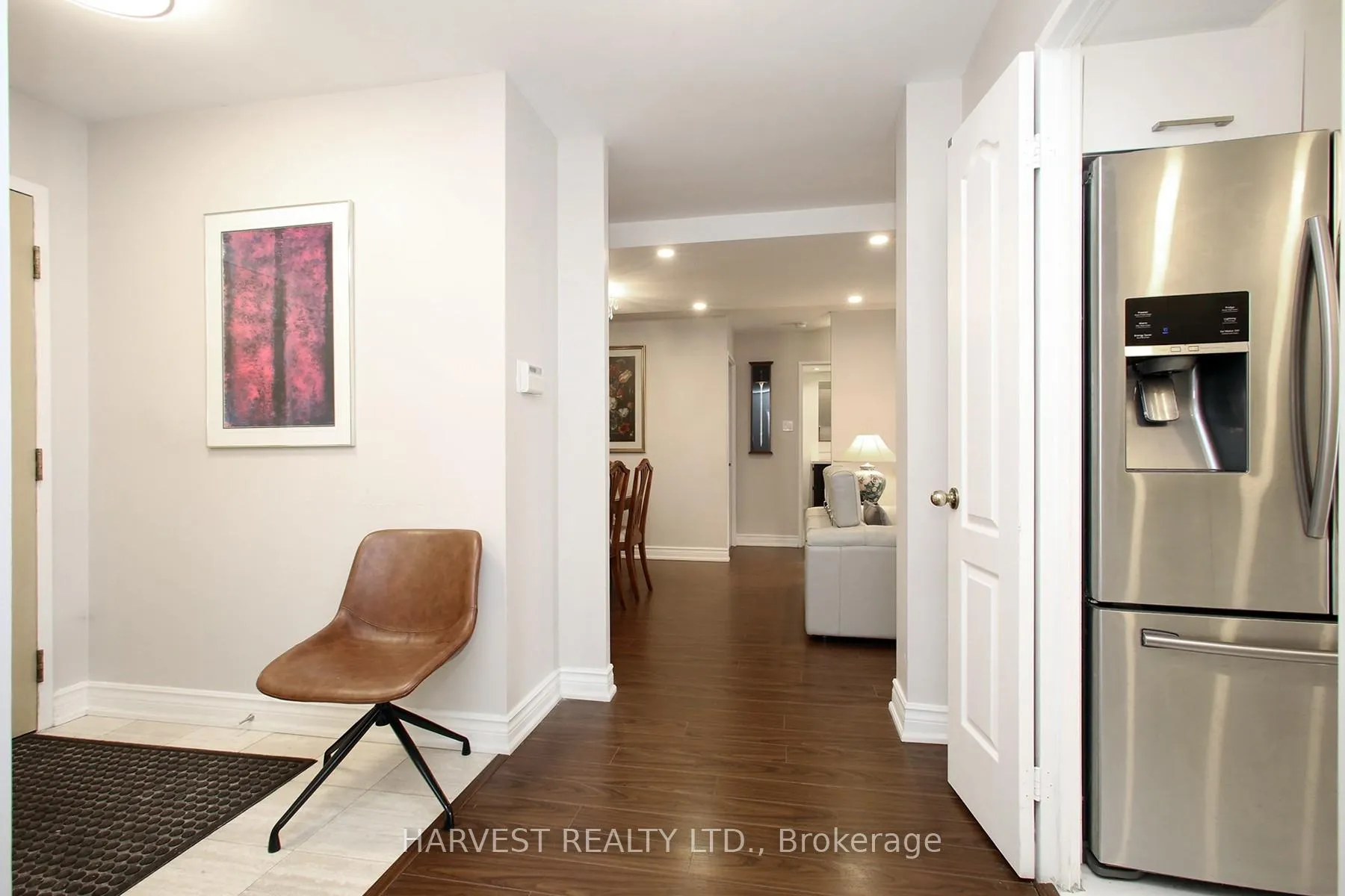 Photo 7 of Unit 1402, 7 Townsgate Drive, Vaughan, Crestwood-Springfarm-Yorkhill — HOMEH