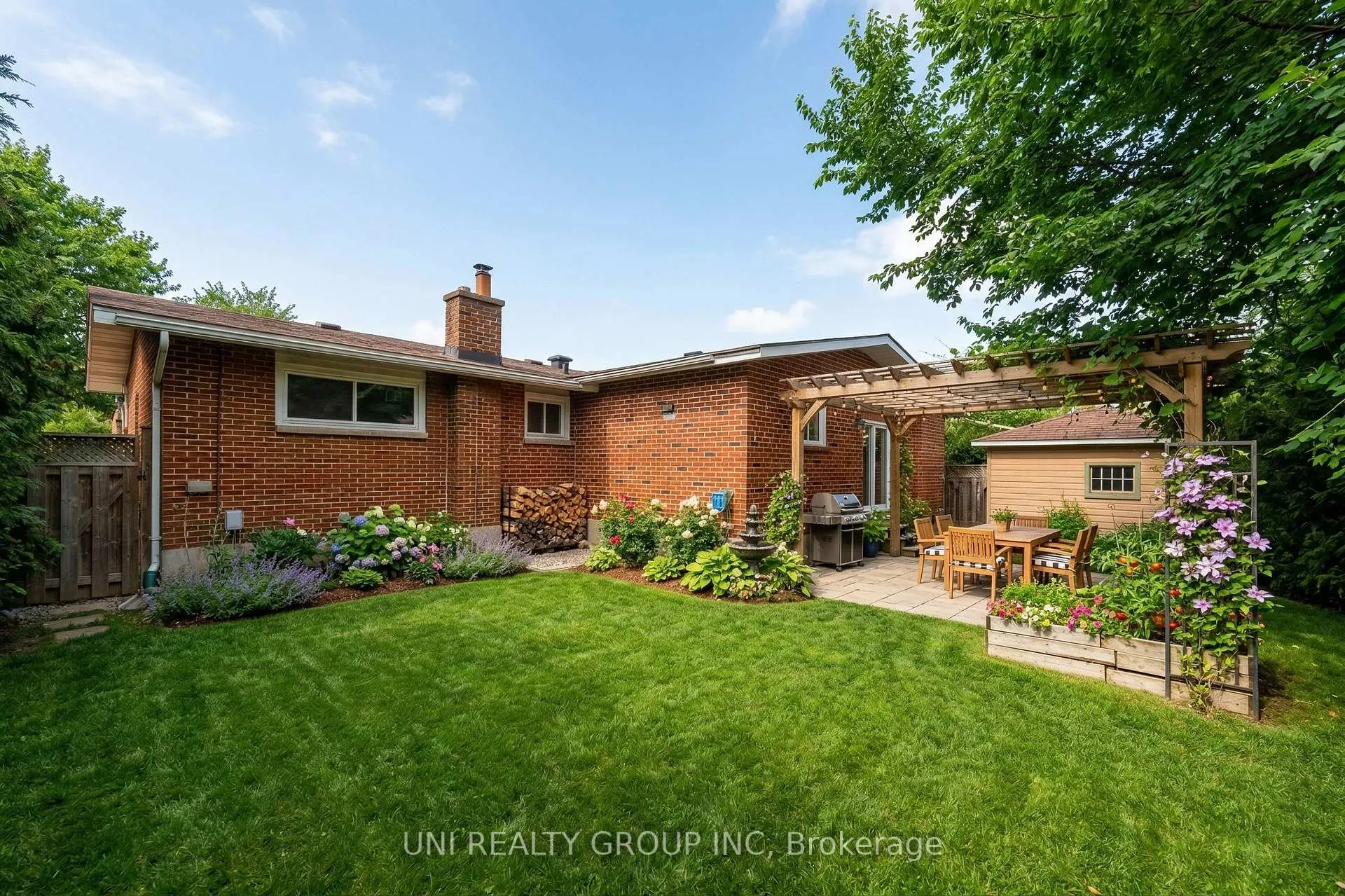 Photo 36 of 17 Forest Park Avenue, Ottawa, City View/Skyline/Fisher Heights/Parkwood Hills — HOMEH