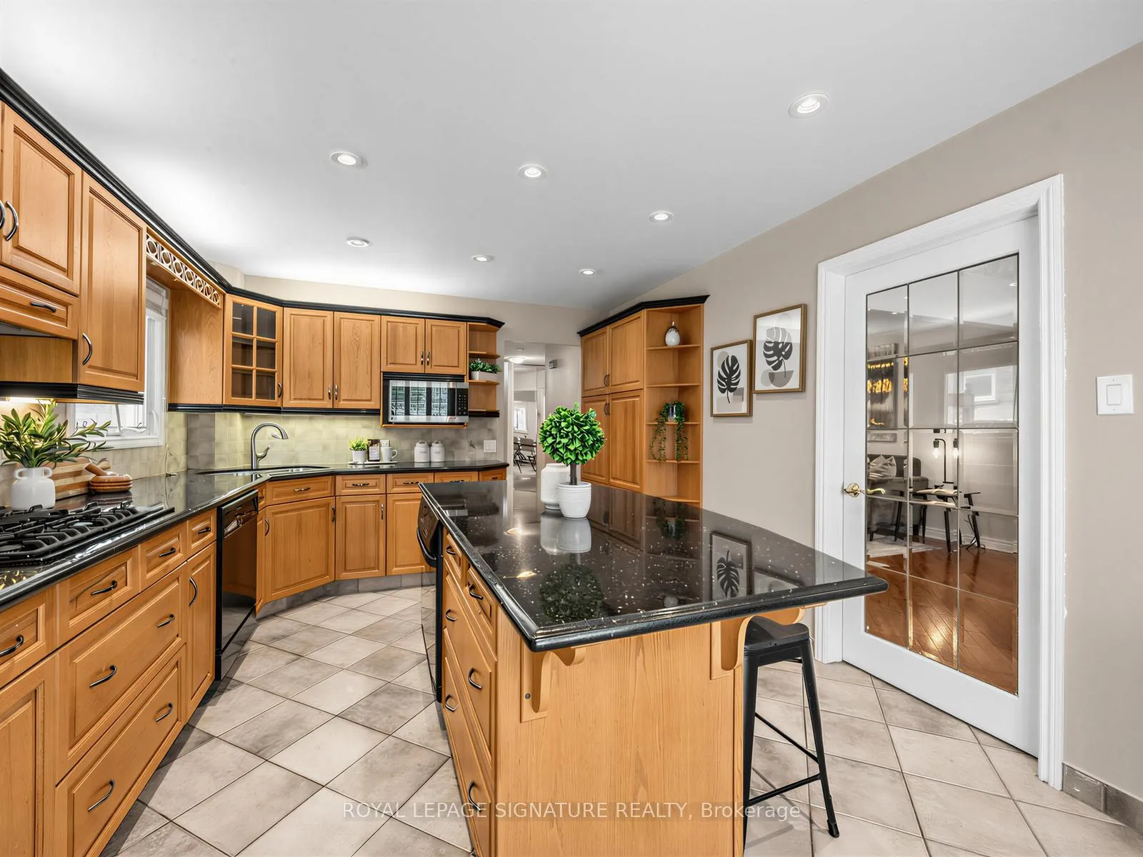 Photo 15 of 16 Ventris Drive, Ajax, Central West — HOMEH