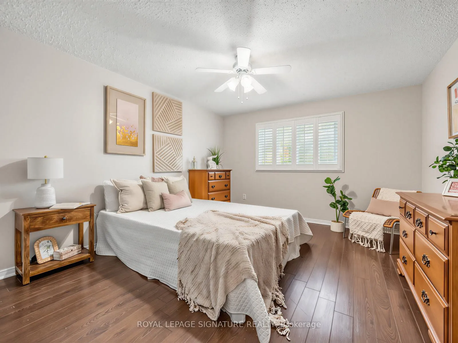Photo 24 of 16 Ventris Drive, Ajax, Central West — HOMEH