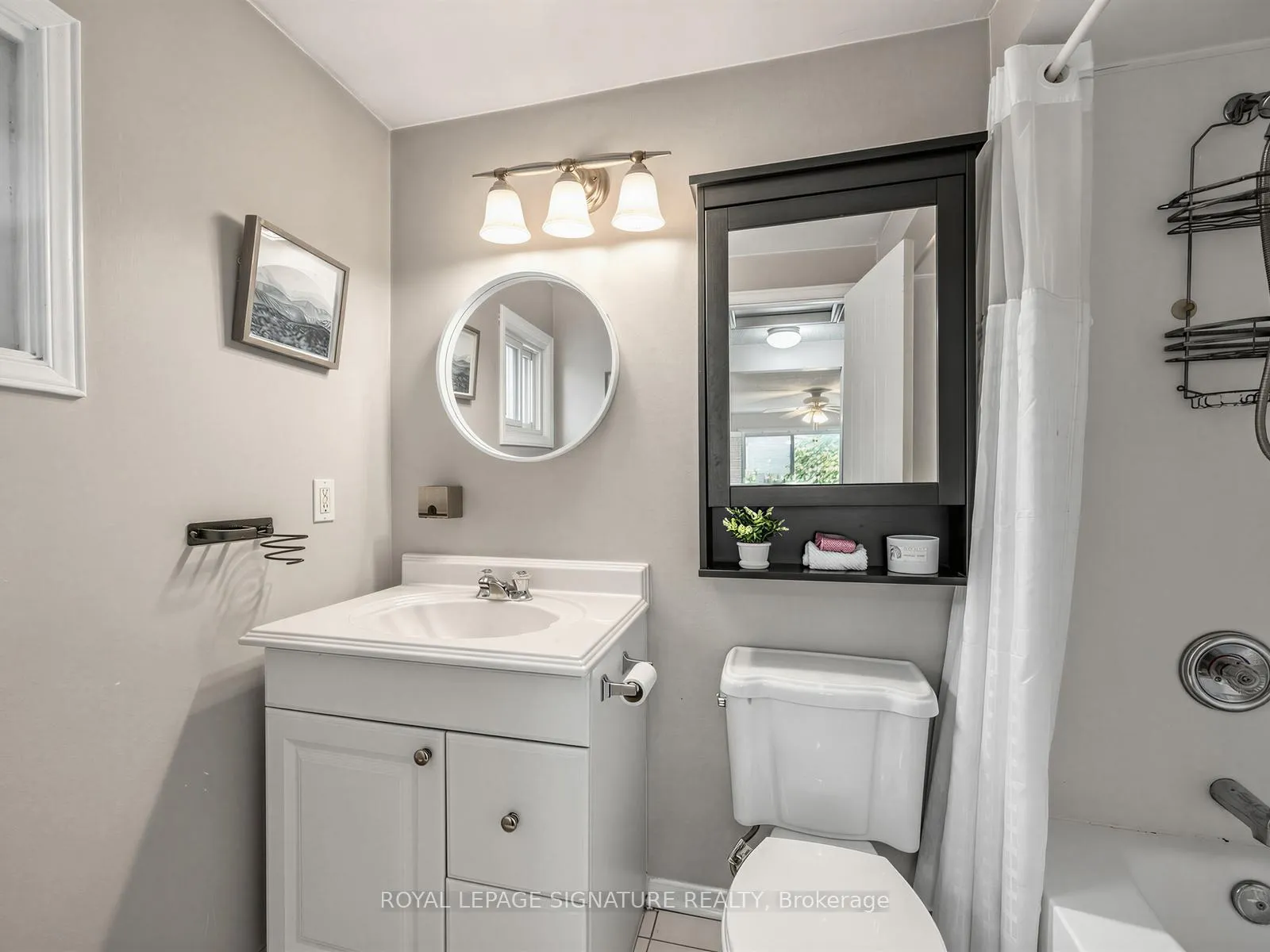 Photo 27 of 16 Ventris Drive, Ajax, Central West — HOMEH