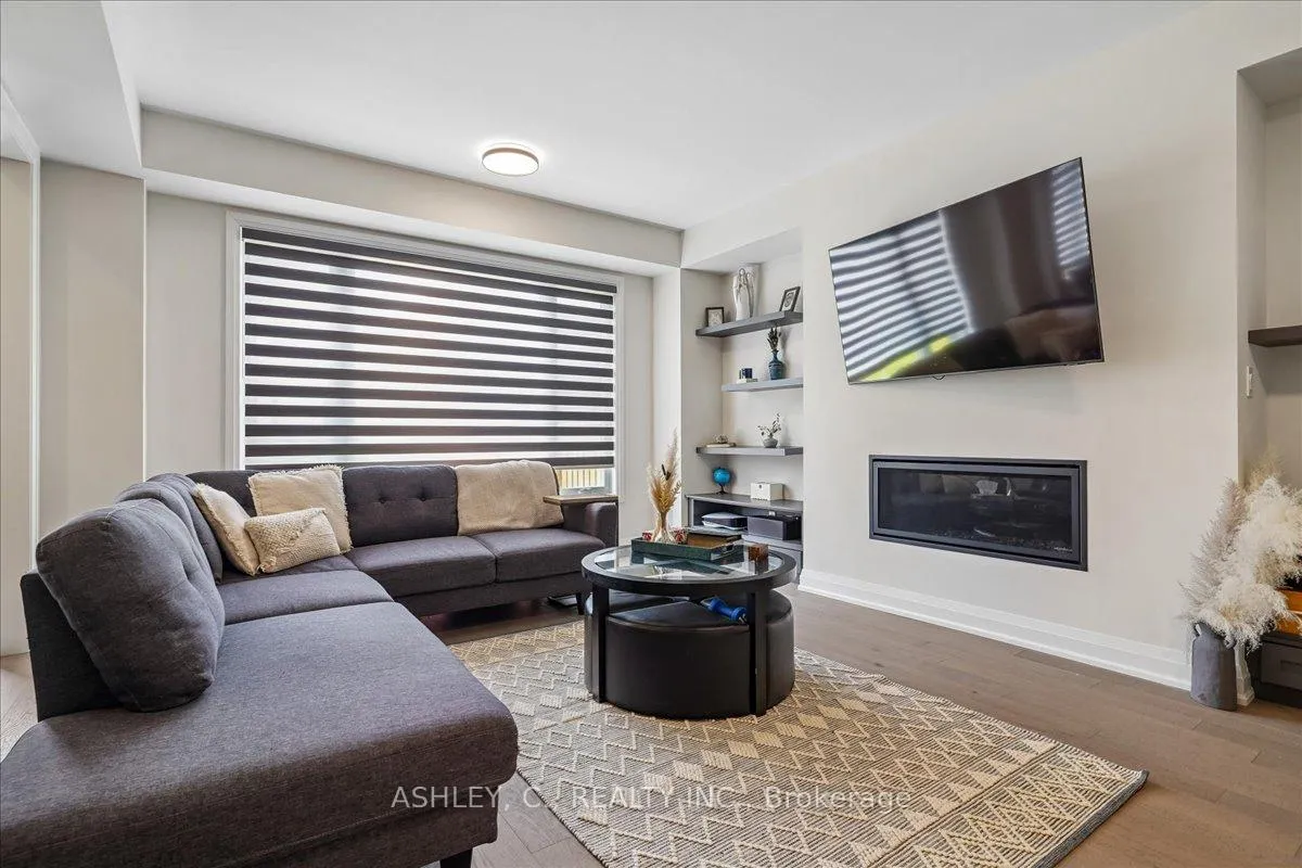 Photo 7 of 14 Trellanock Road, Brampton, Bram West — HOMEH